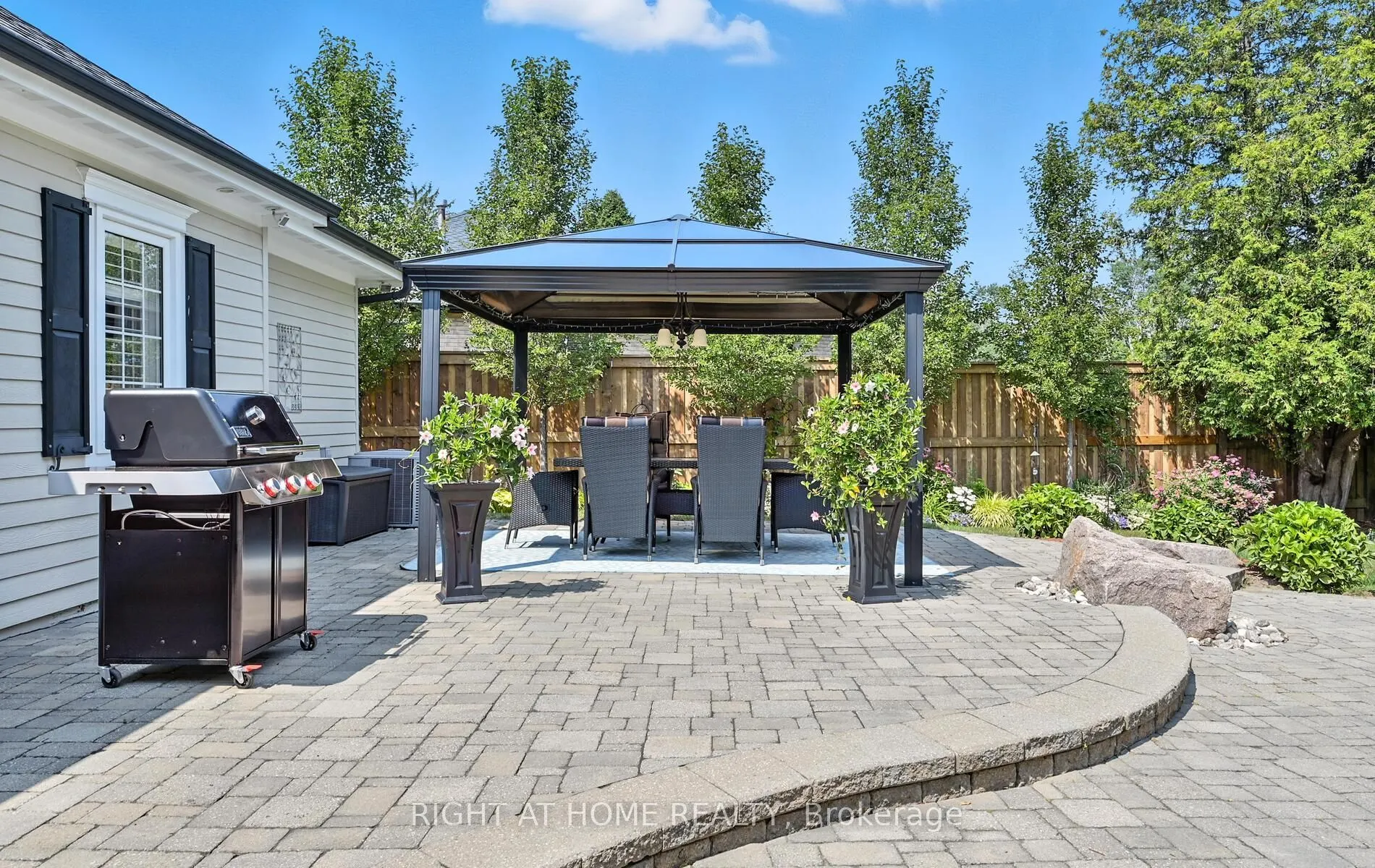 1549 Willowside Court