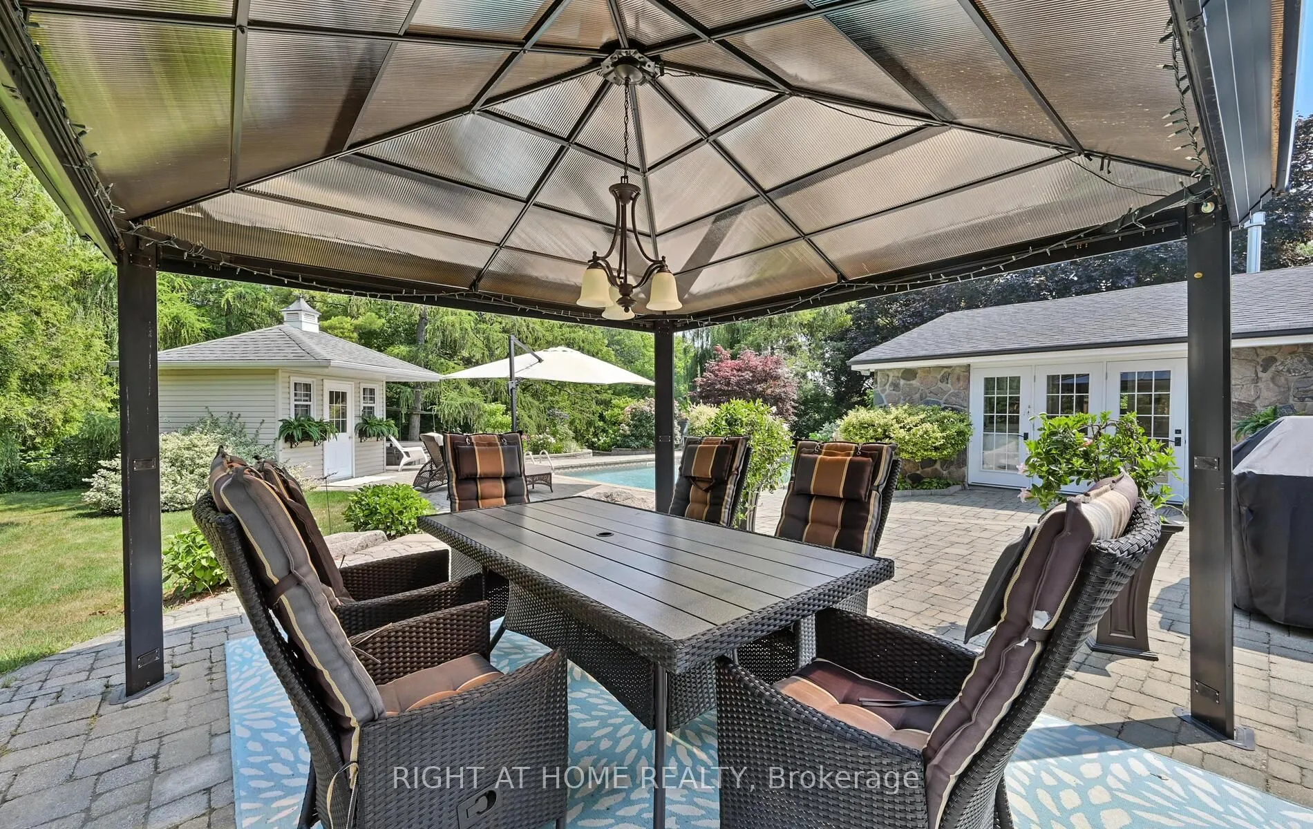 1549 Willowside Court