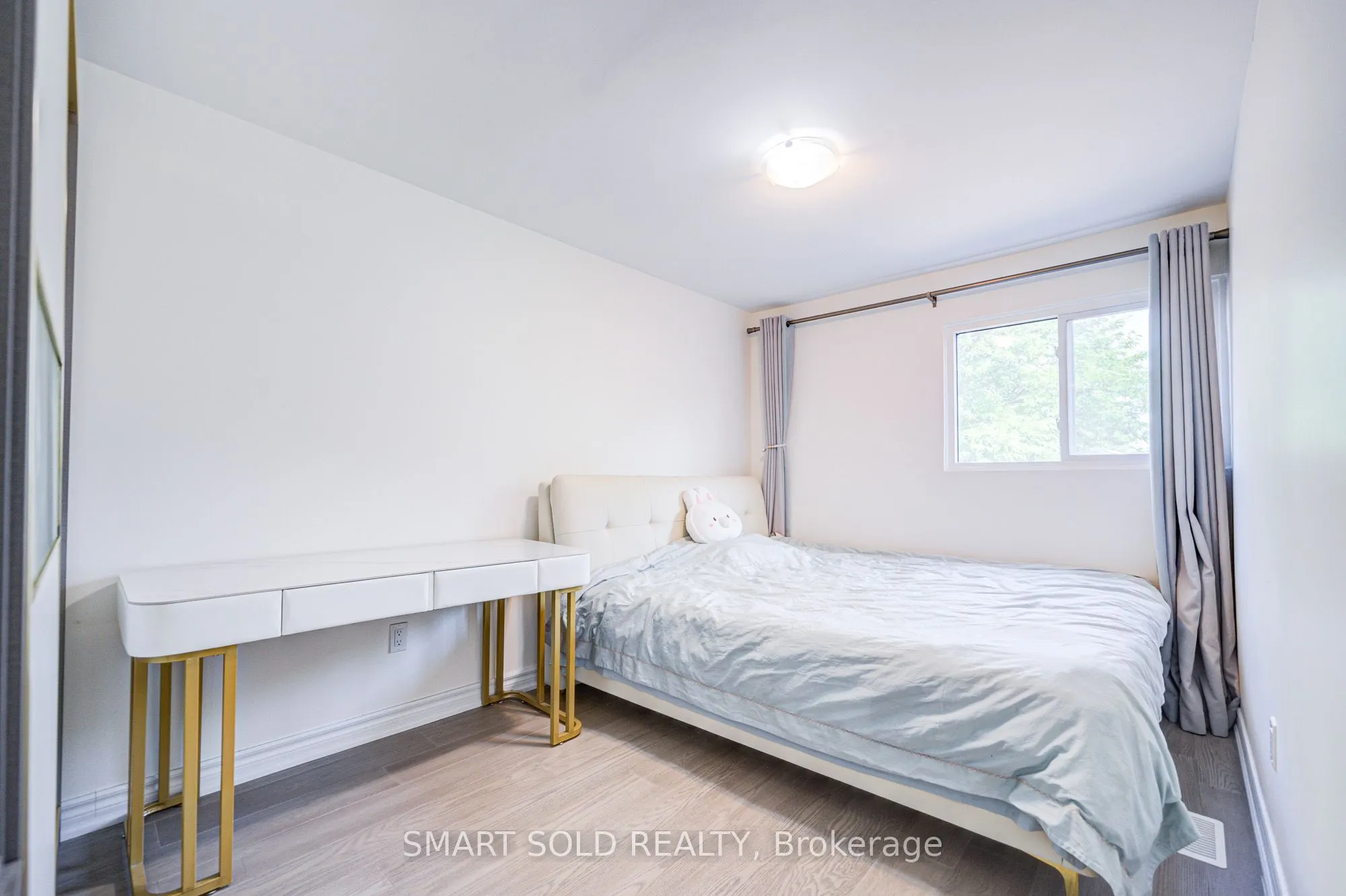 81 Rakewood Crescent