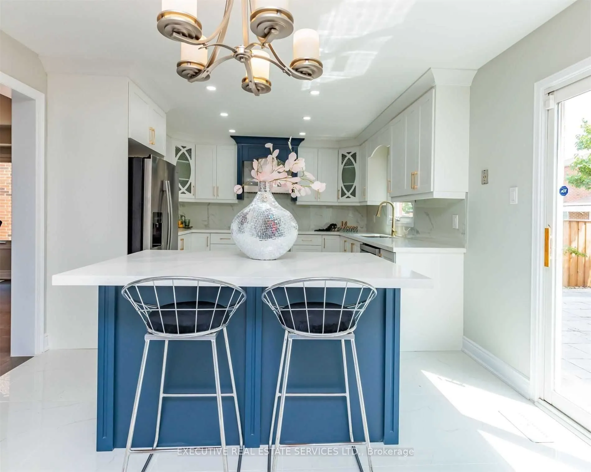 49 Bluenose Crescent