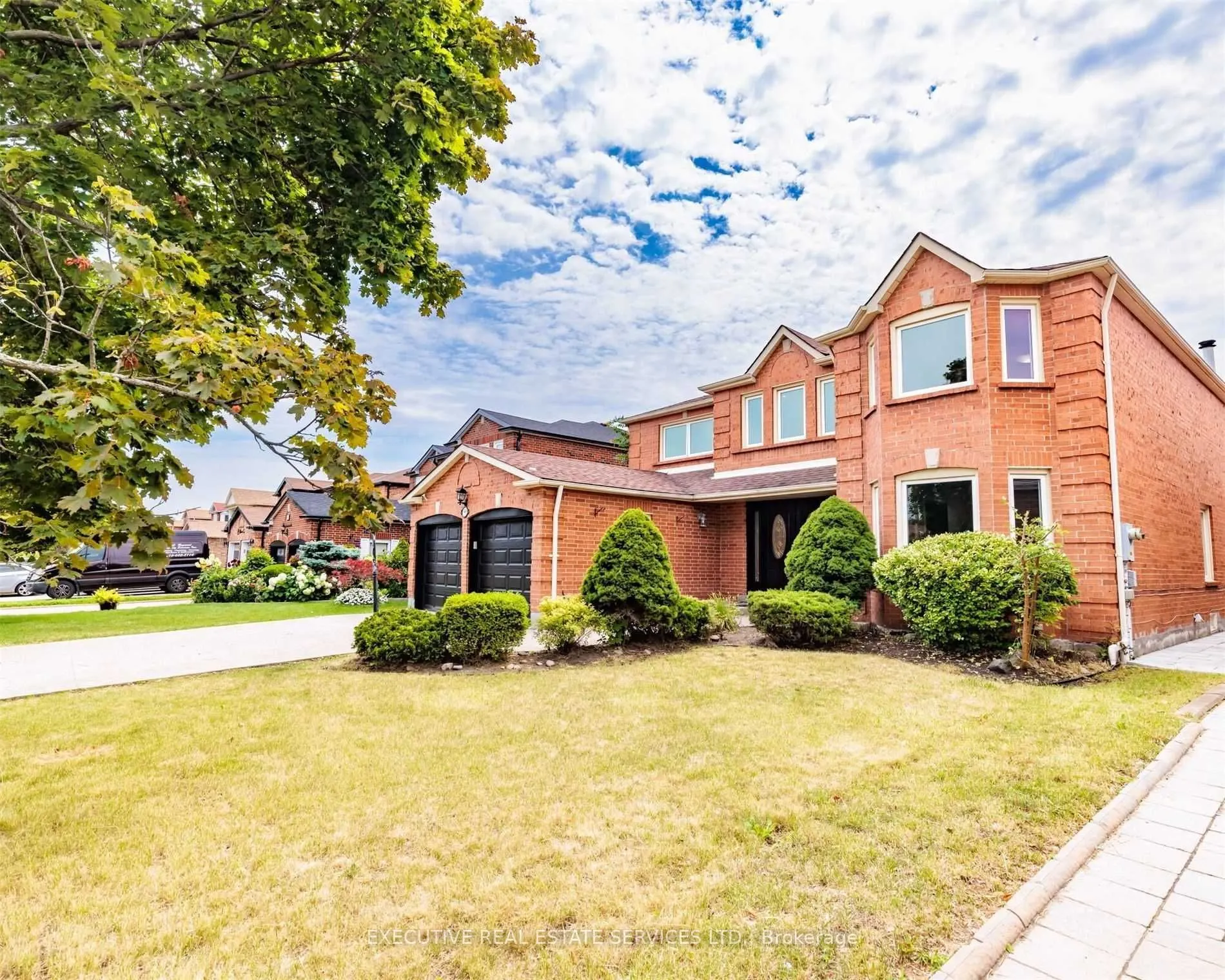 49 Bluenose Crescent