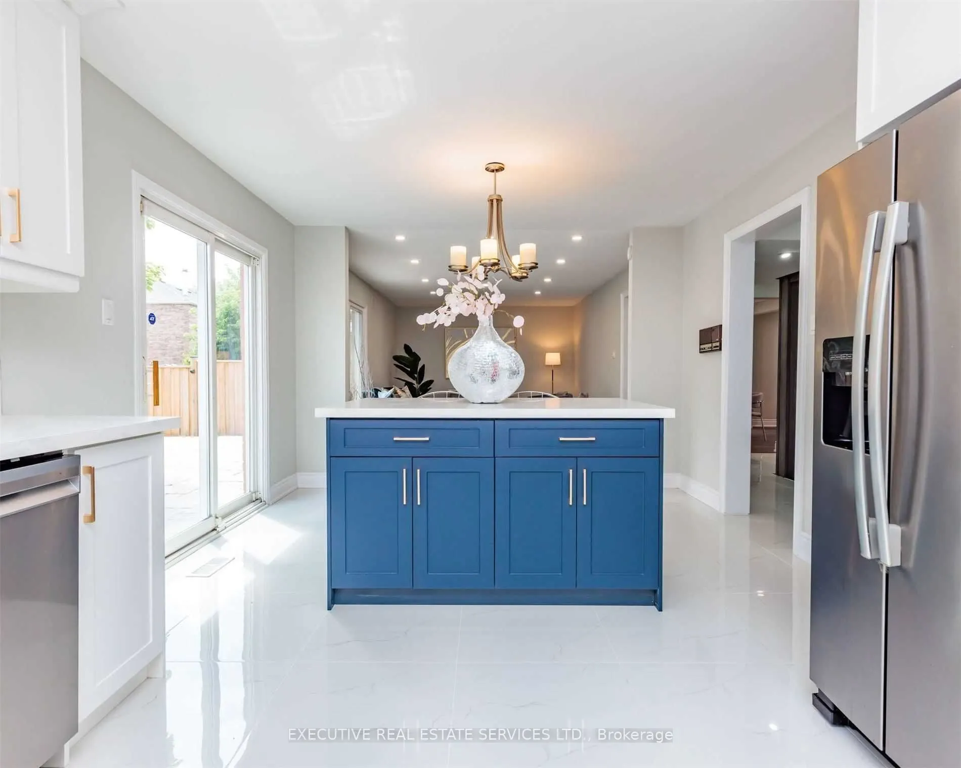49 Bluenose Crescent