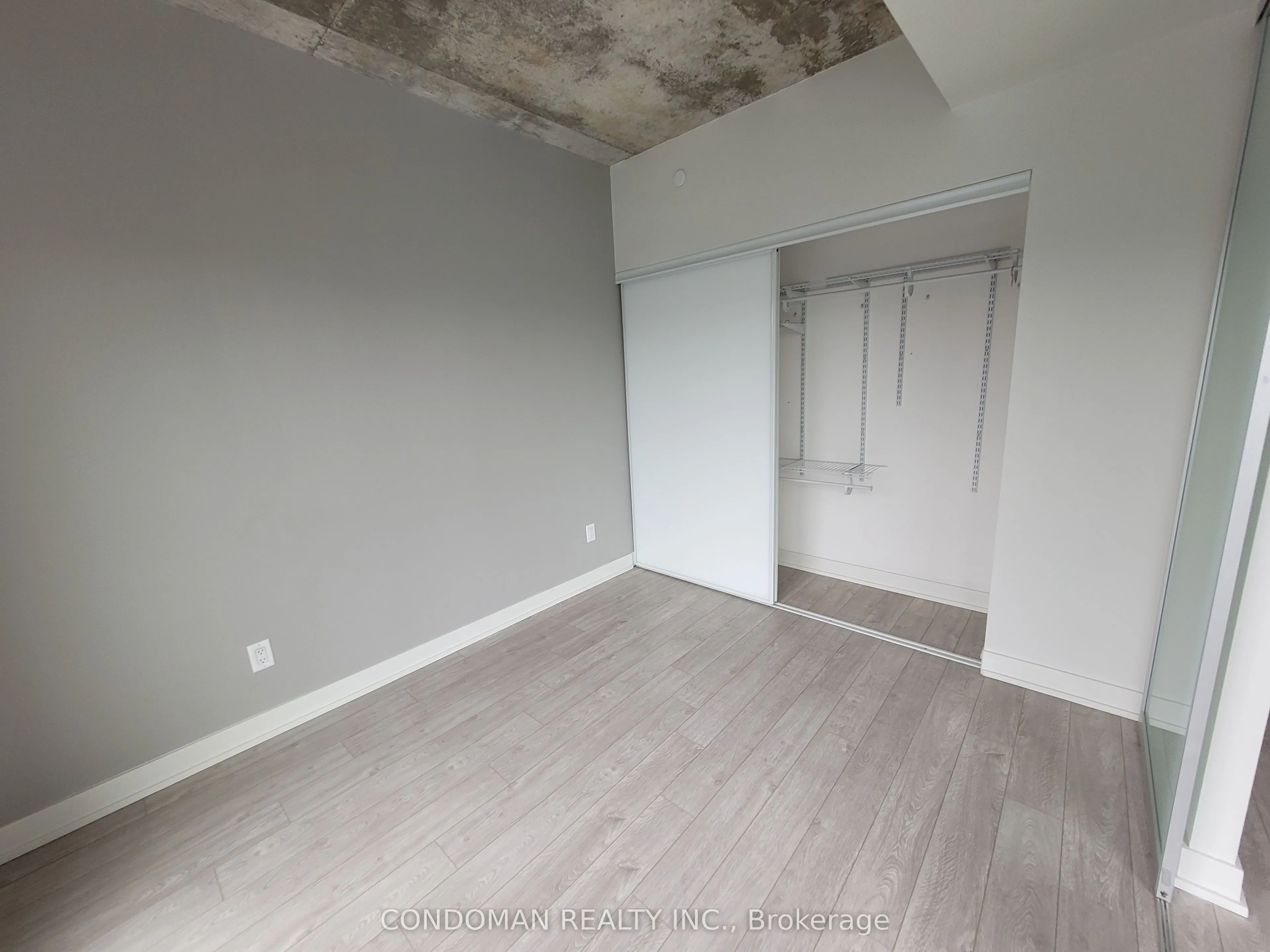 15 Baseball Place, #1611