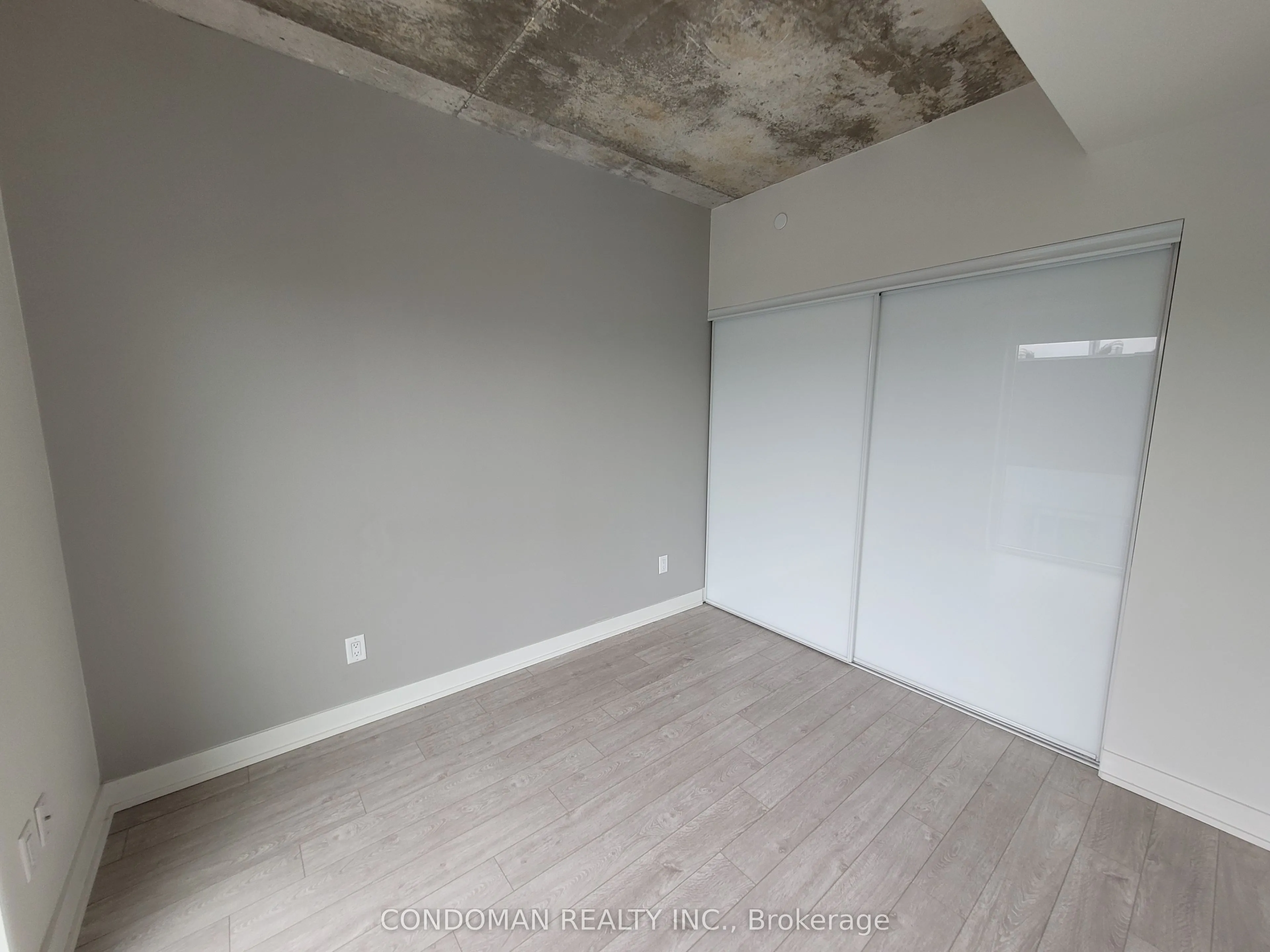 15 Baseball Place, #1611