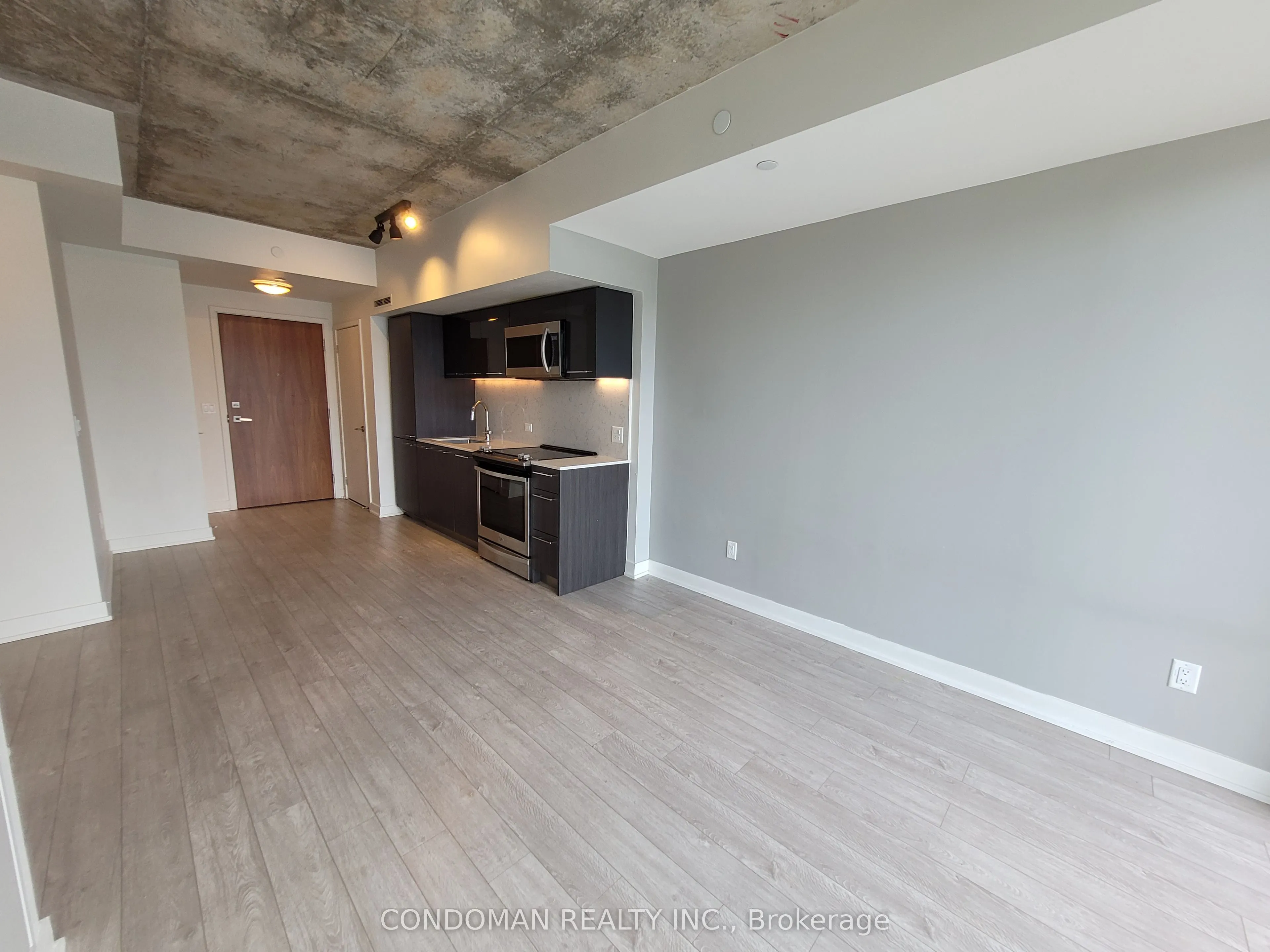 15 Baseball Place, #1611