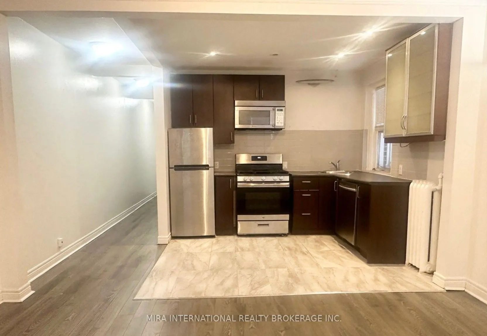98 Leuty Avenue, #A4