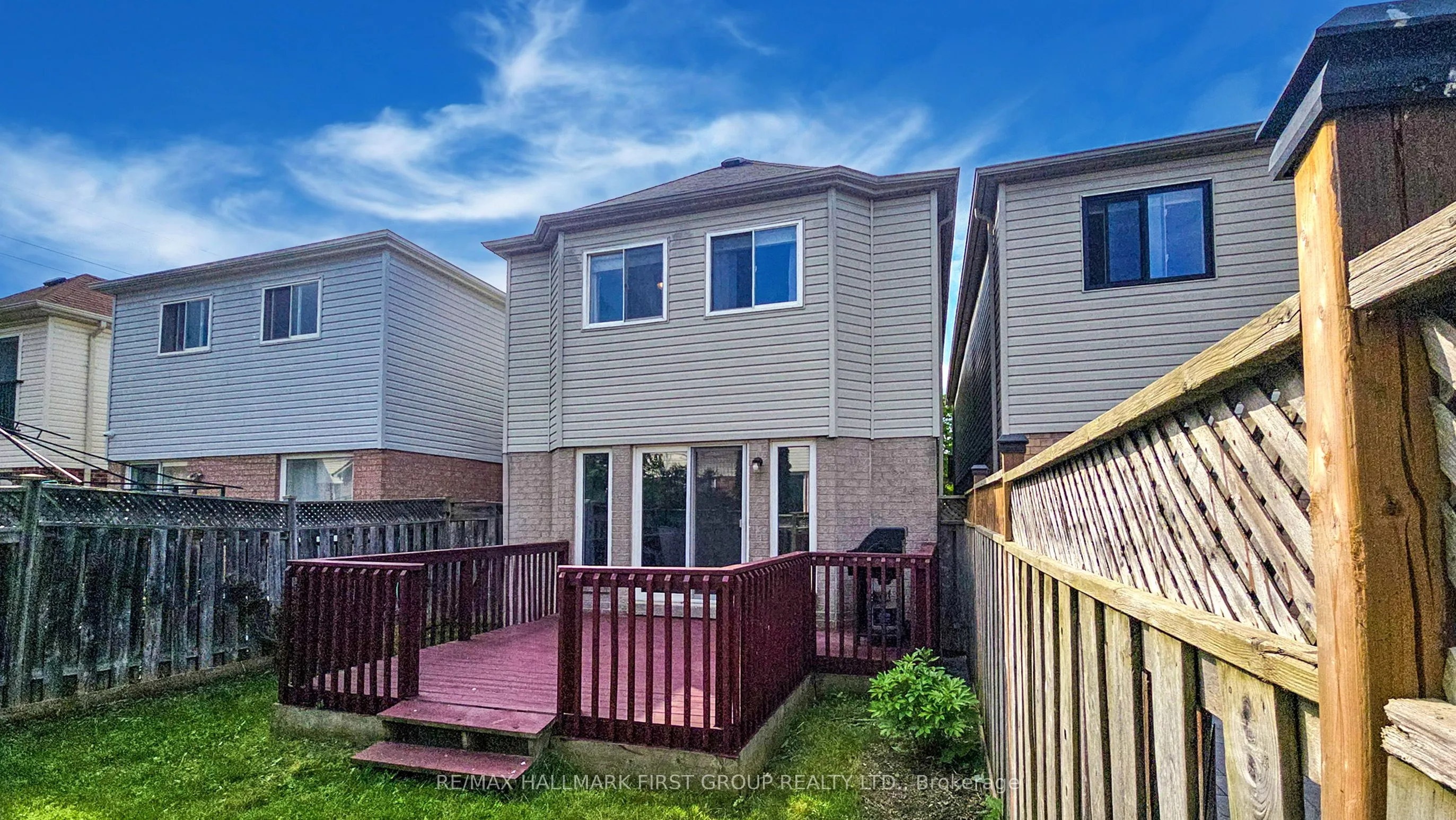 1552 Avonmore Square