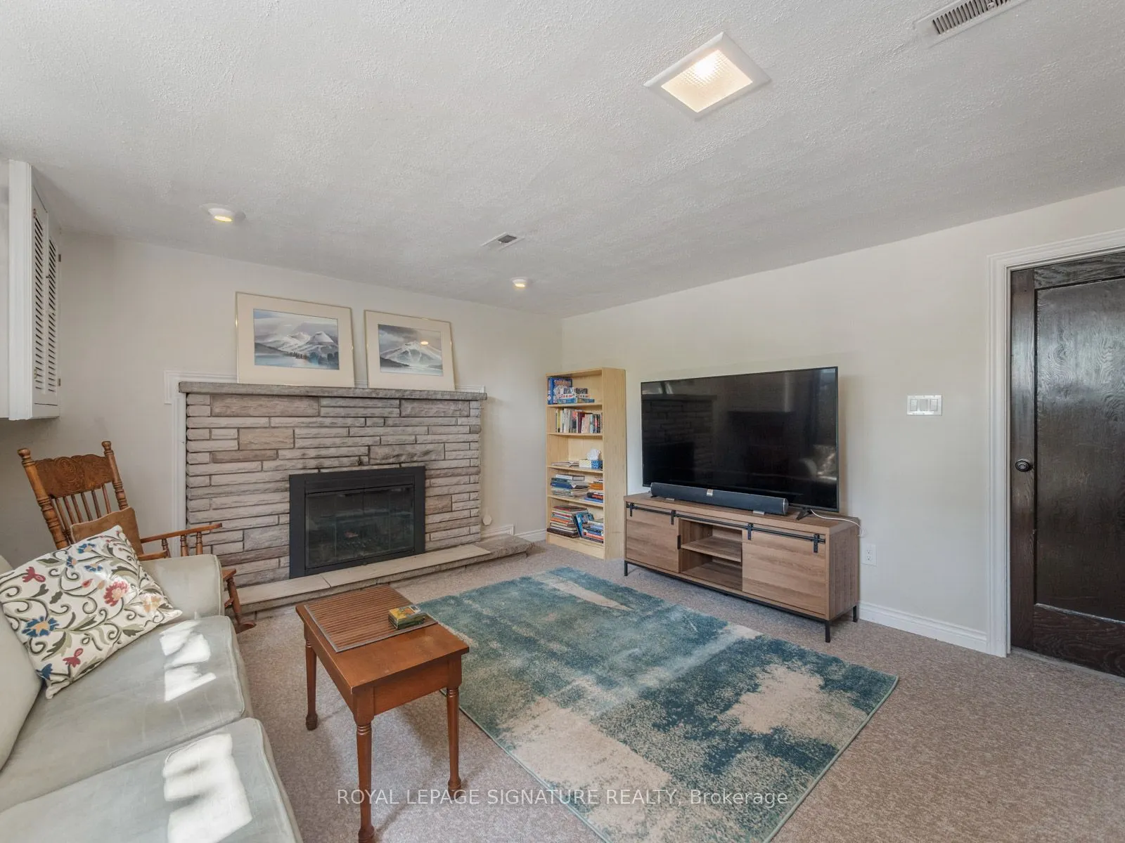 446 Bernhard Crescent