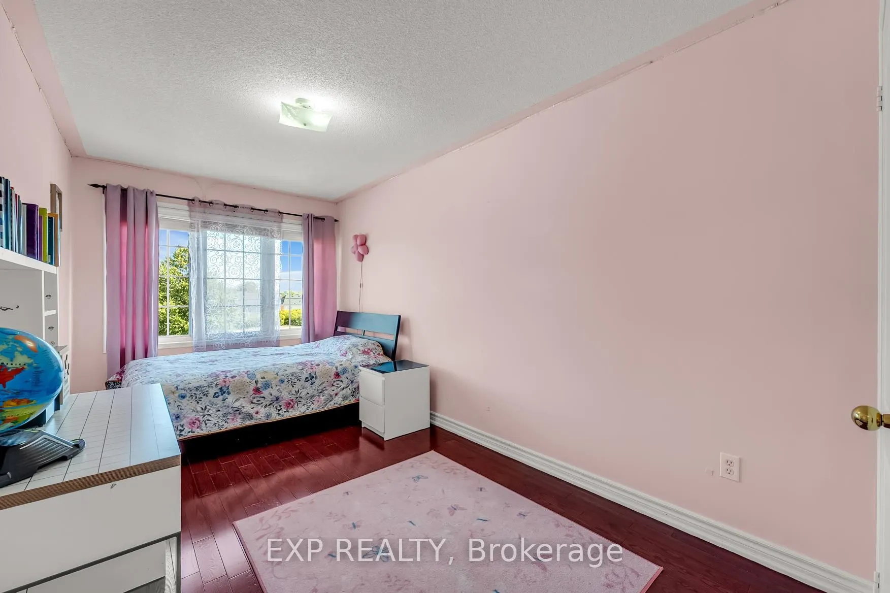 48 Unsworth Crescent