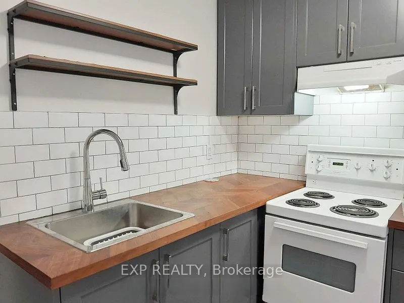 215 O'Connor Drive, #Lower