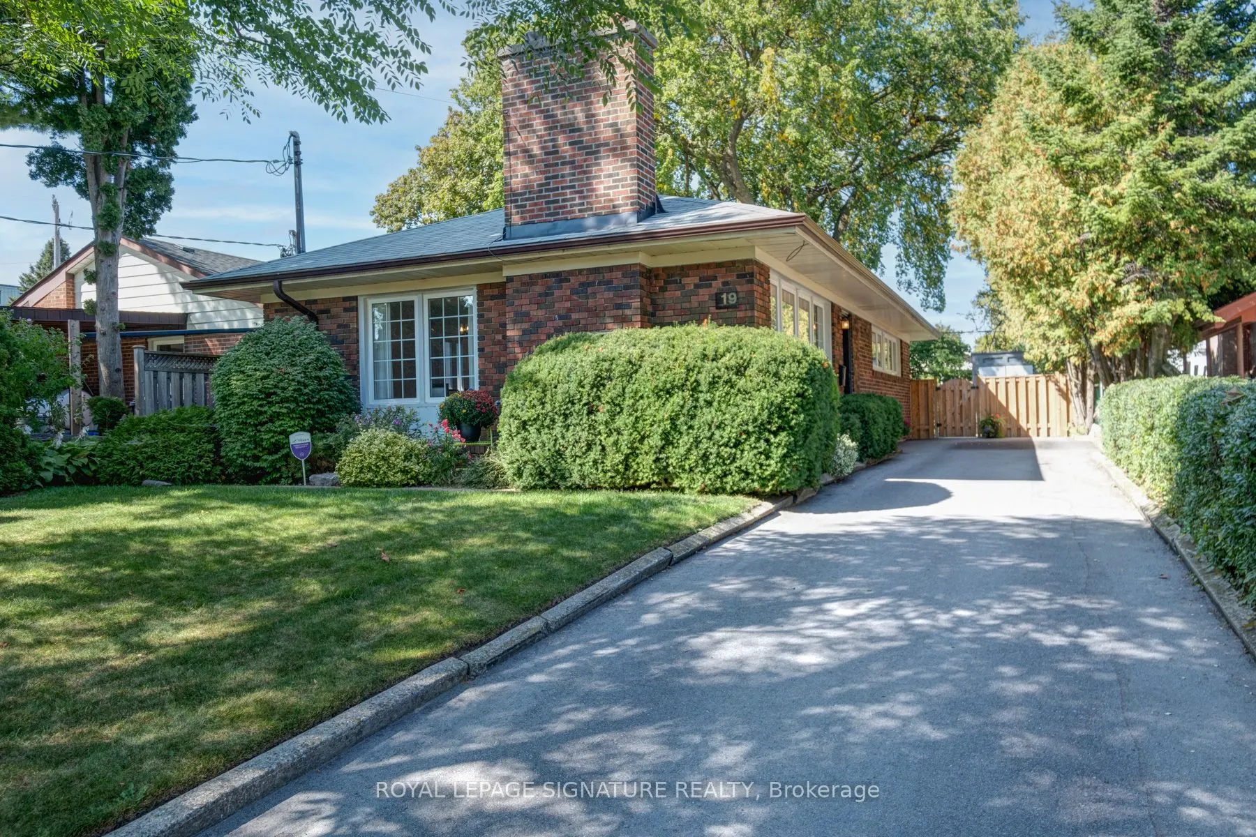 19 Oakworth Crescent