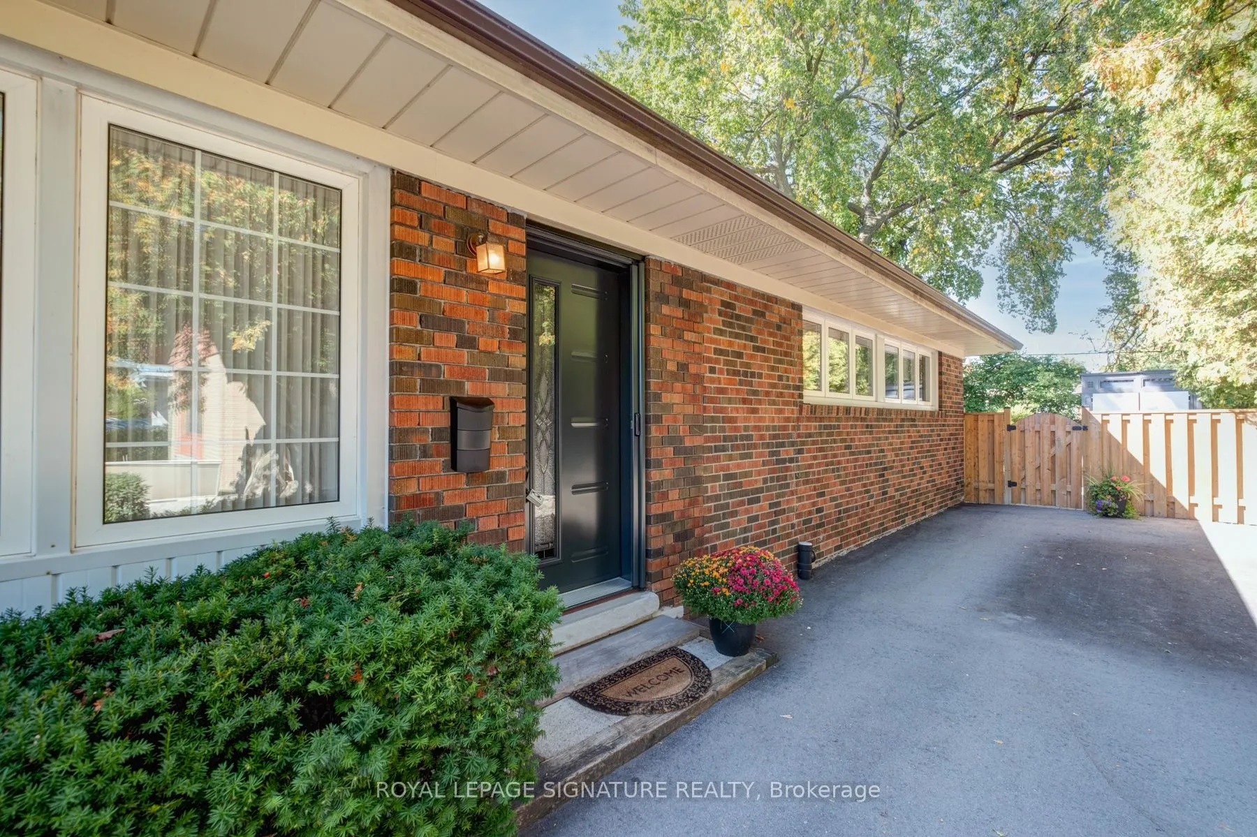 19 Oakworth Crescent