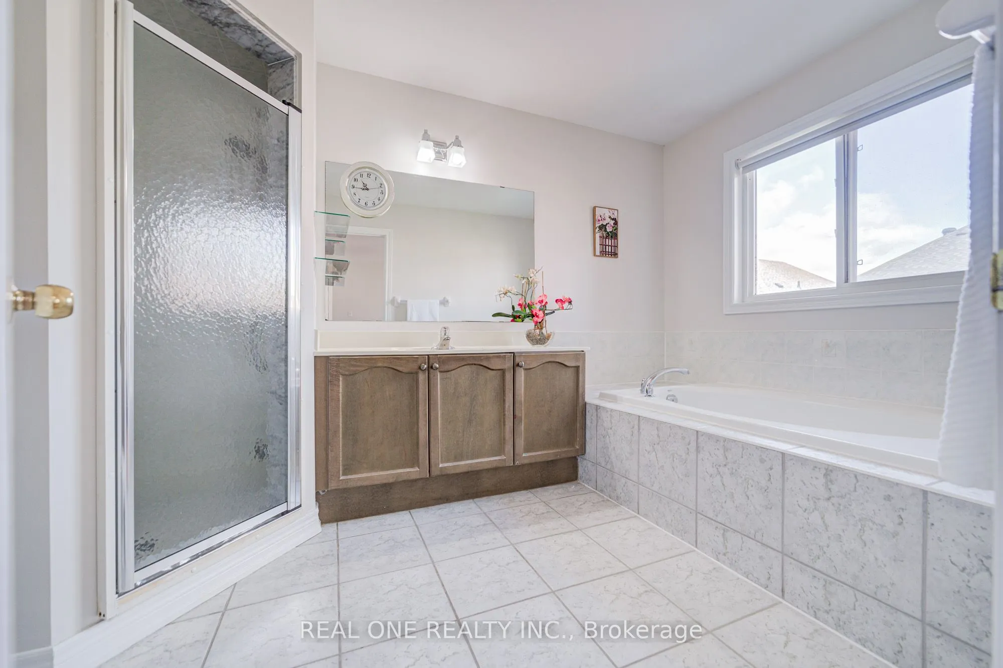 16 Boulderbrook Drive