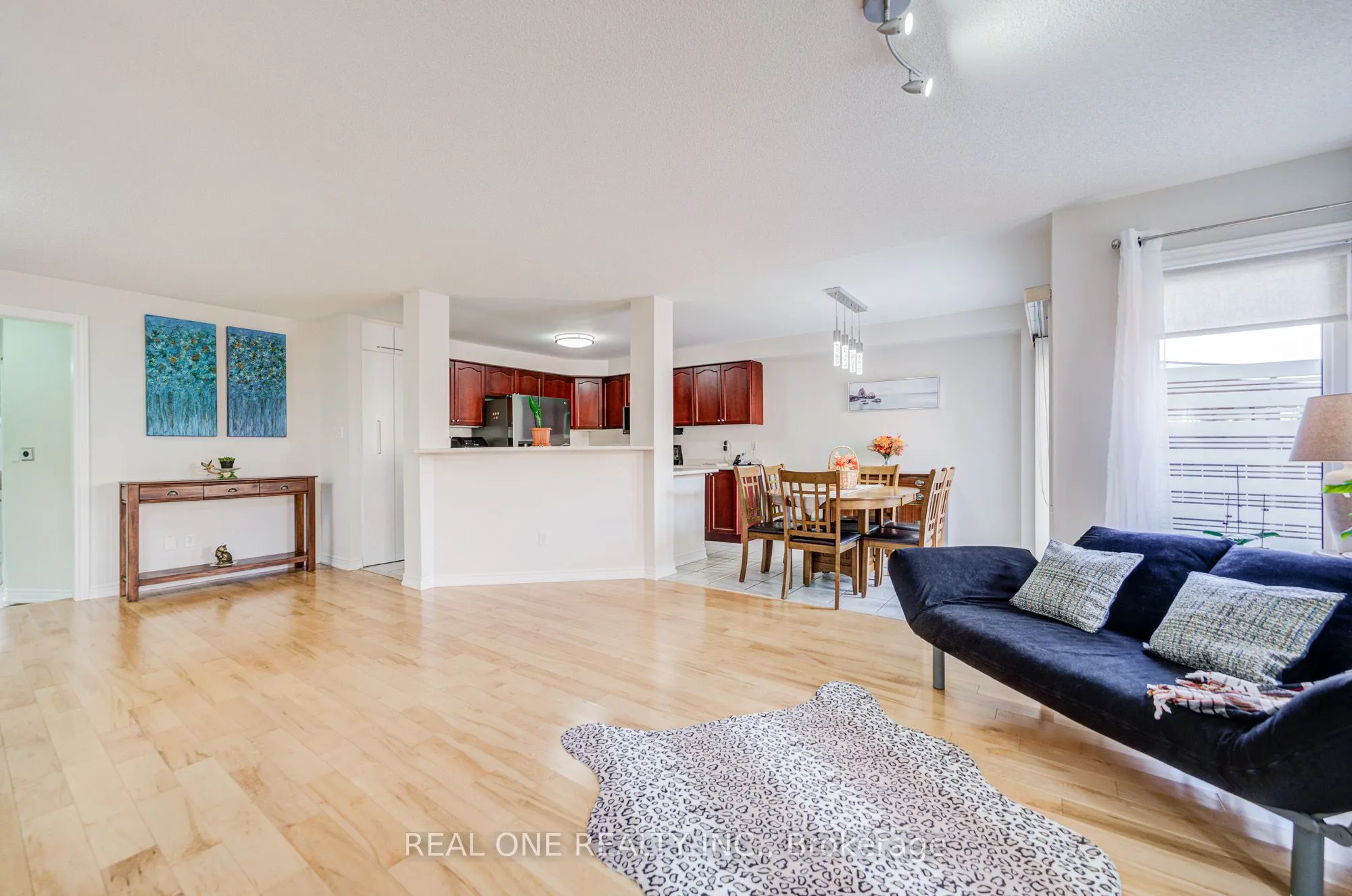 16 Boulderbrook Drive