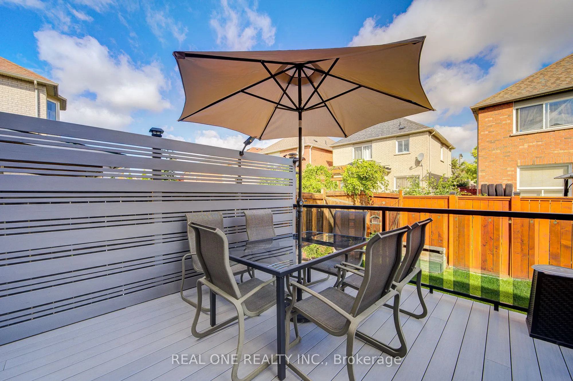 16 Boulderbrook Drive