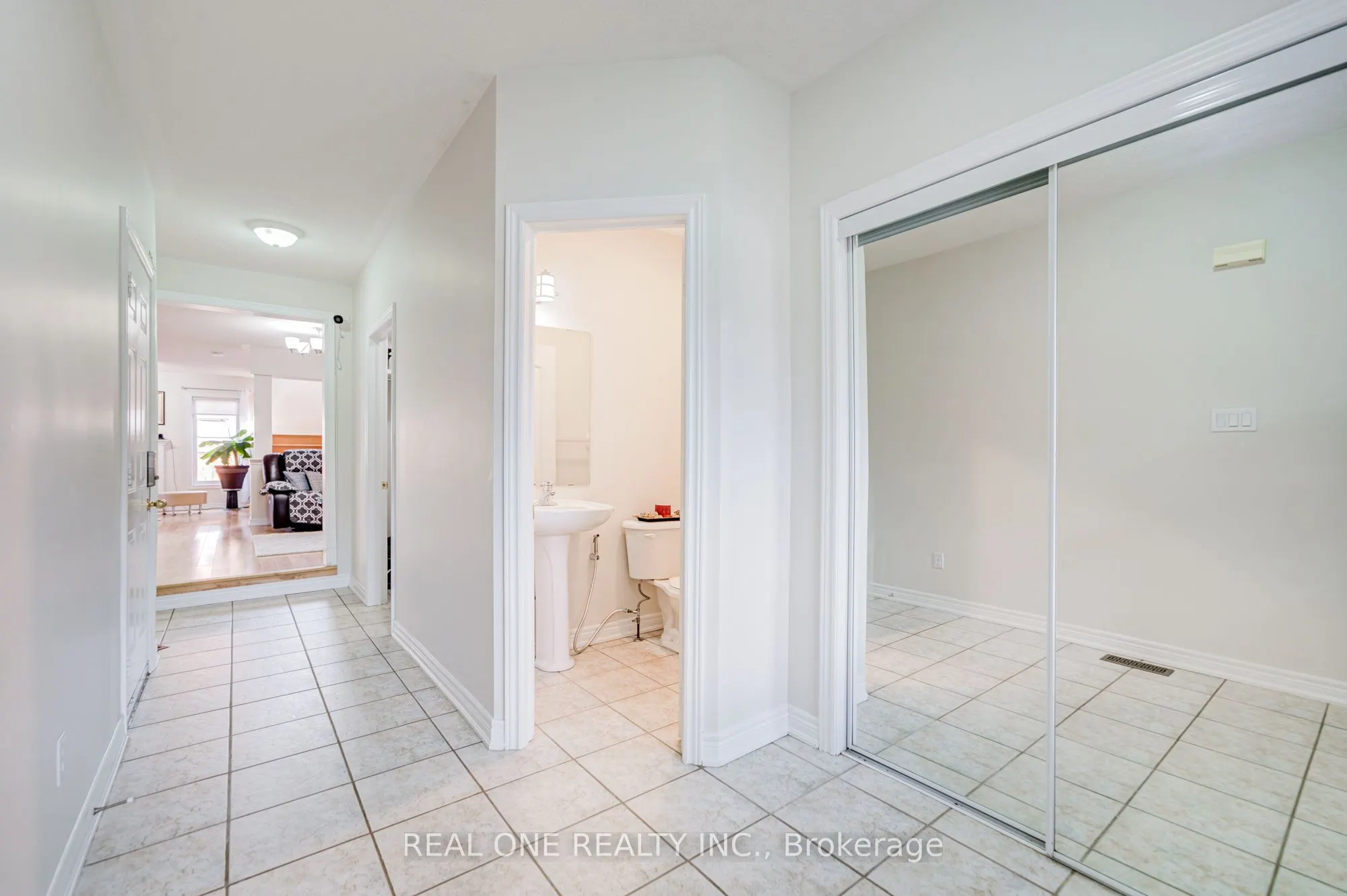 16 Boulderbrook Drive