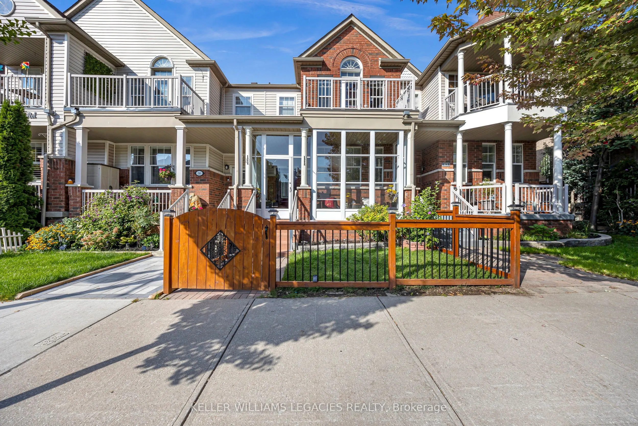 60 Port Union Road