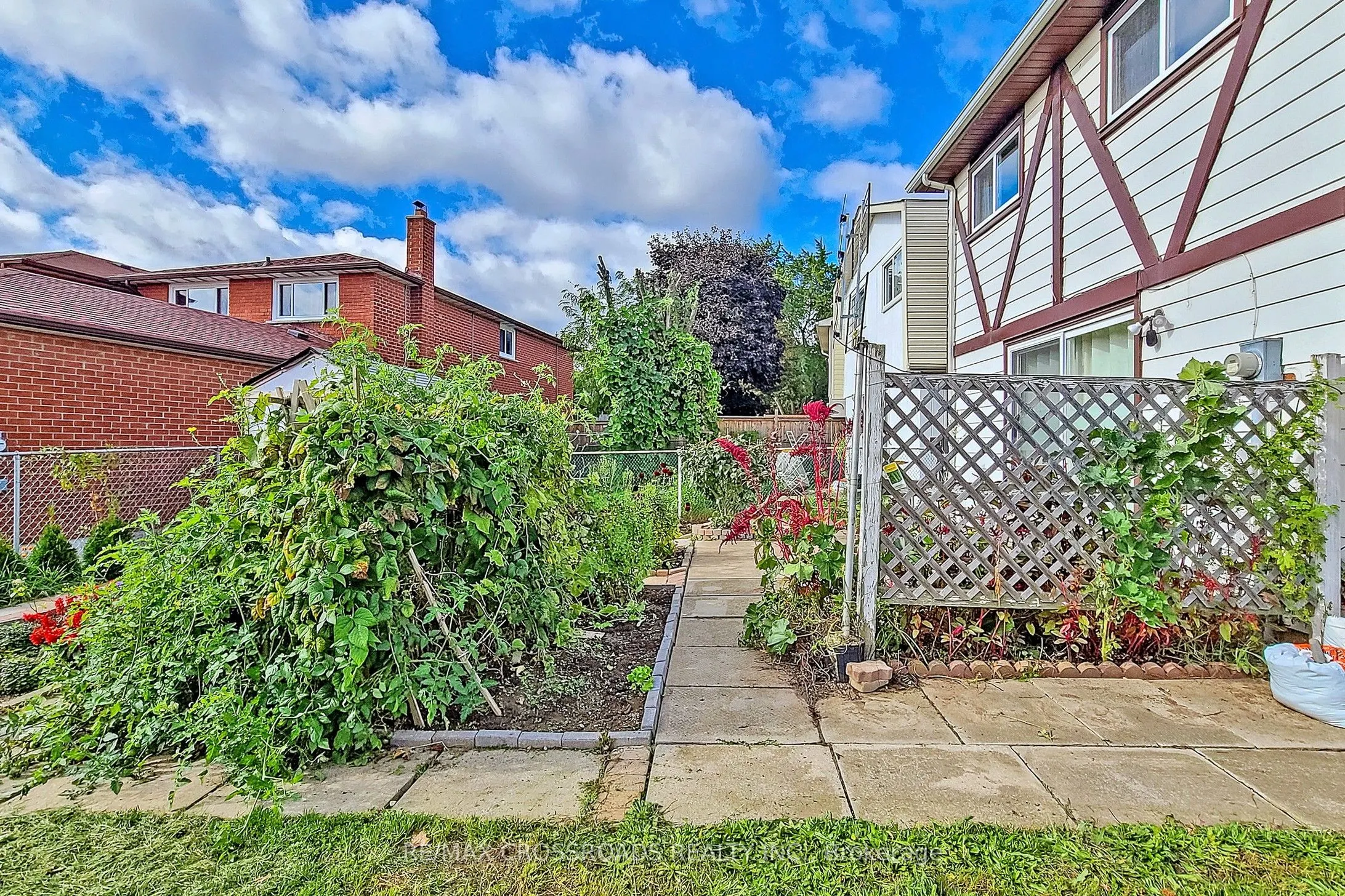 79 Dragoon Crescent