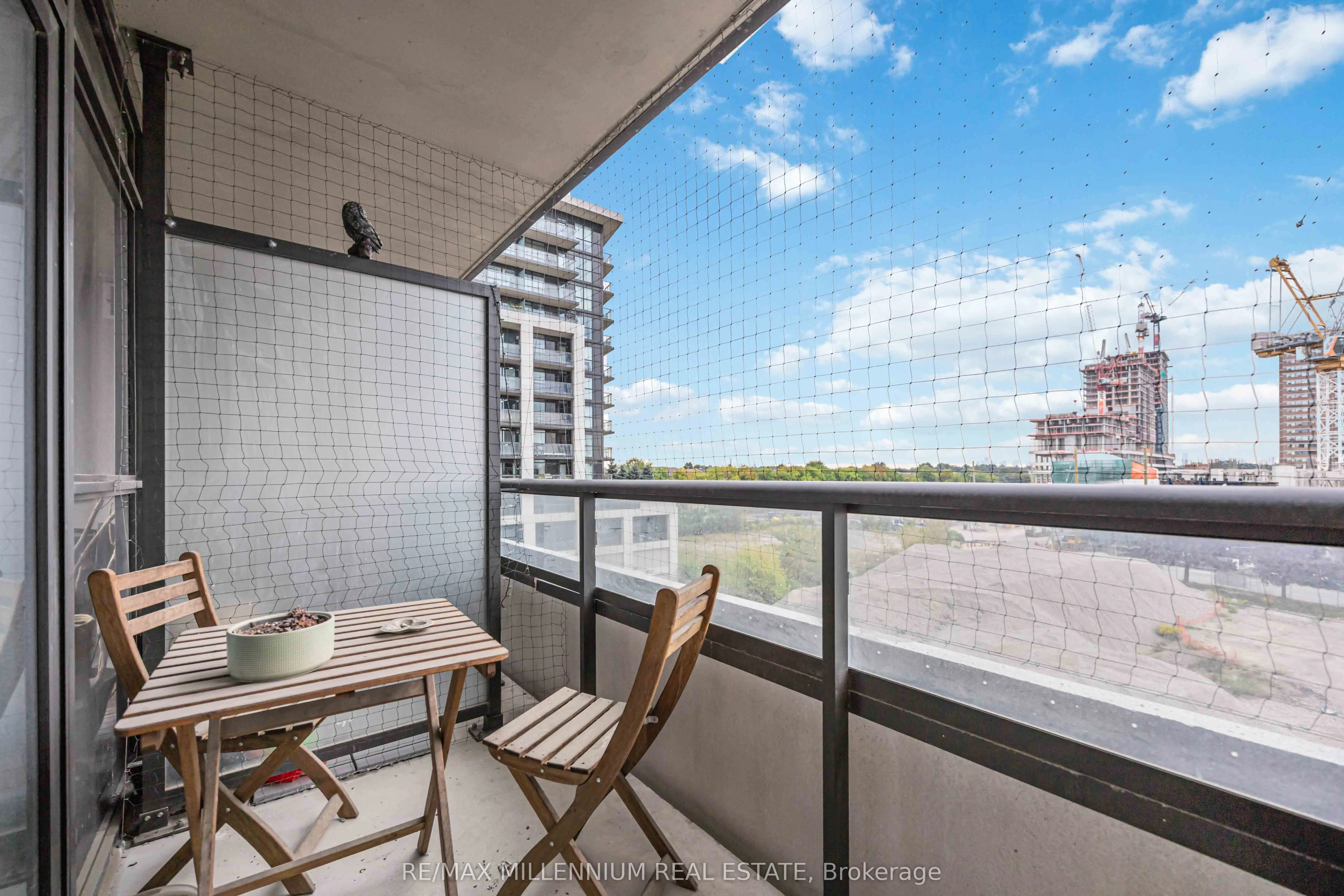8 Trent Avenue, #407