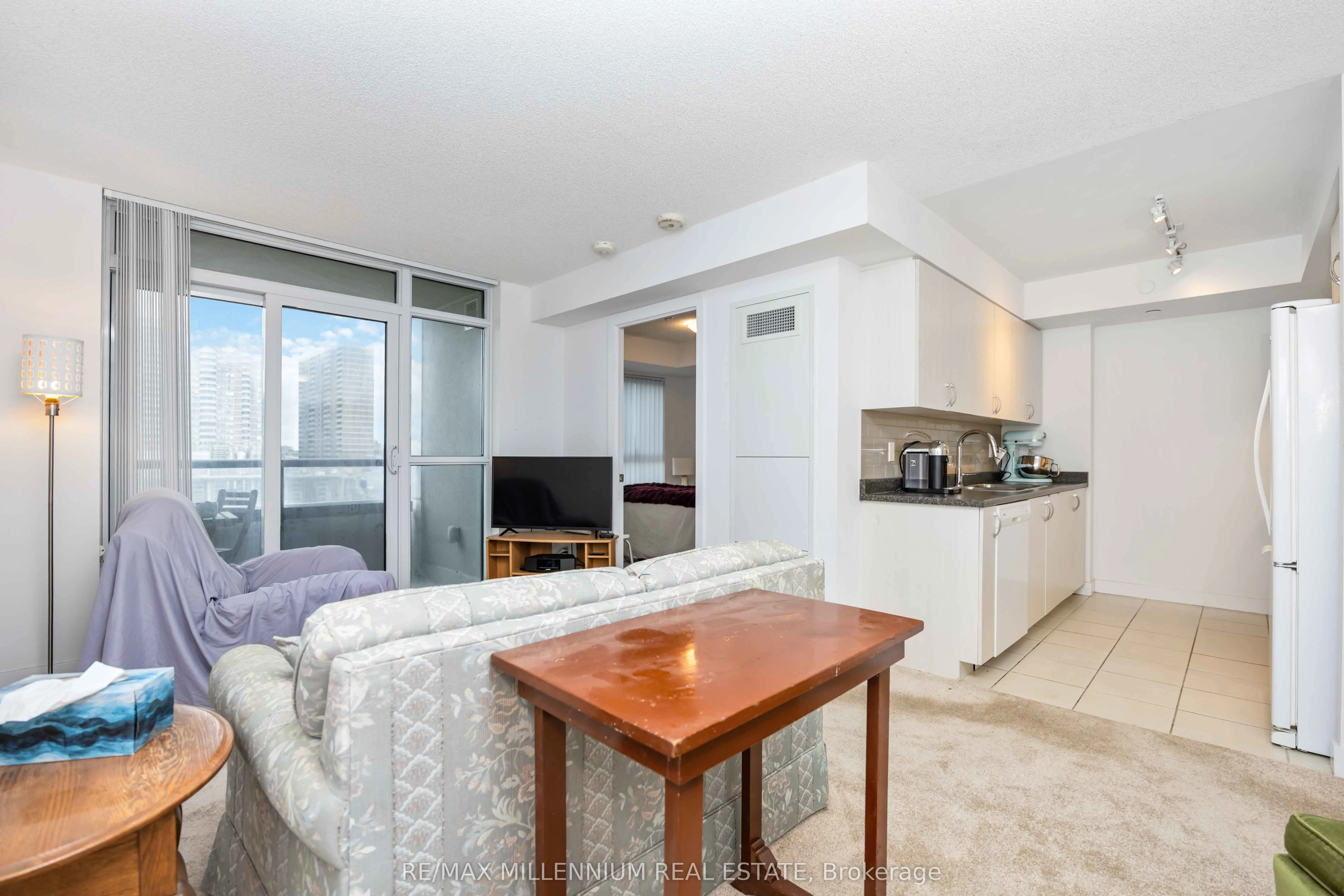 8 Trent Avenue, #407