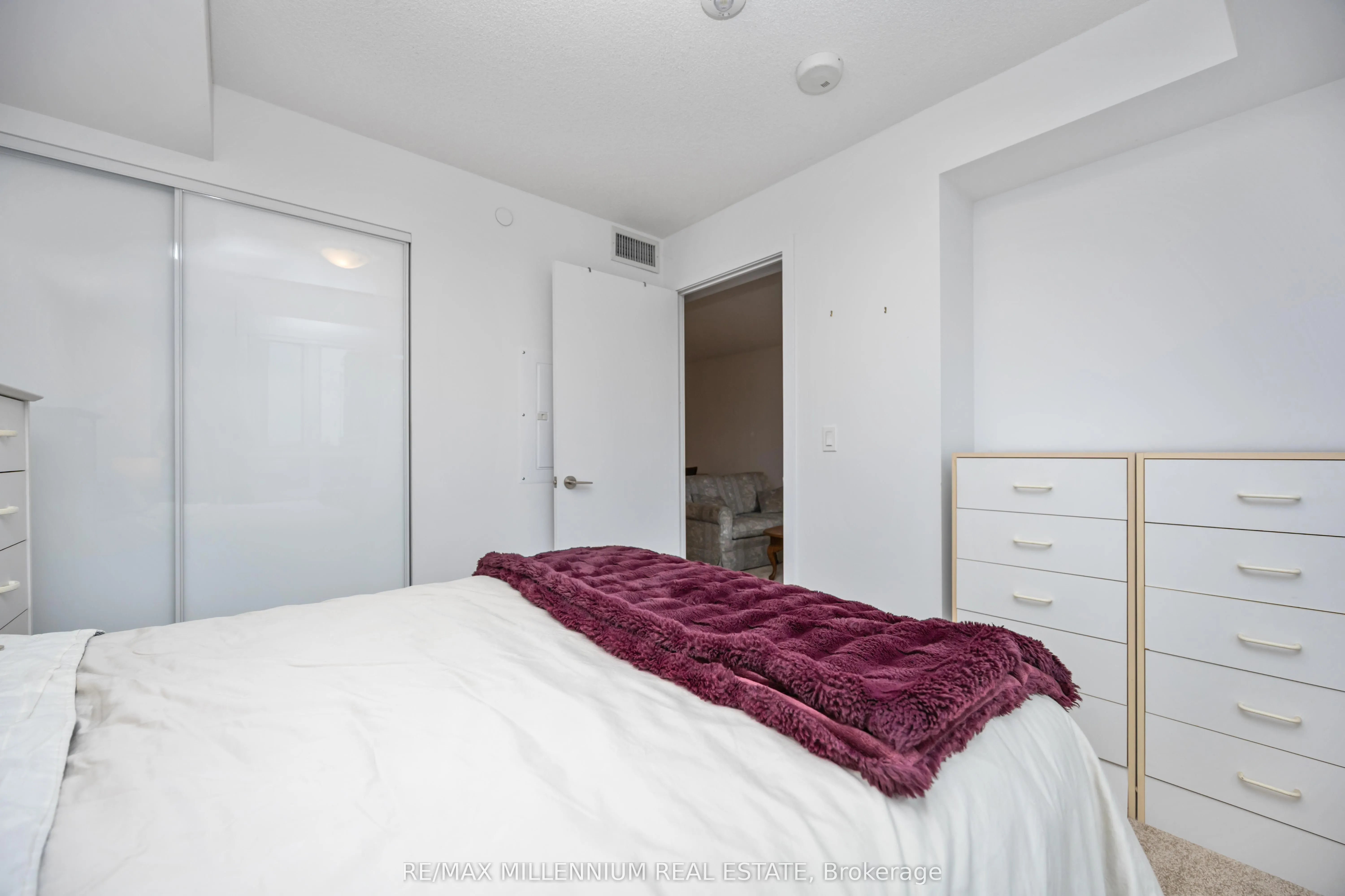 8 Trent Avenue, #407
