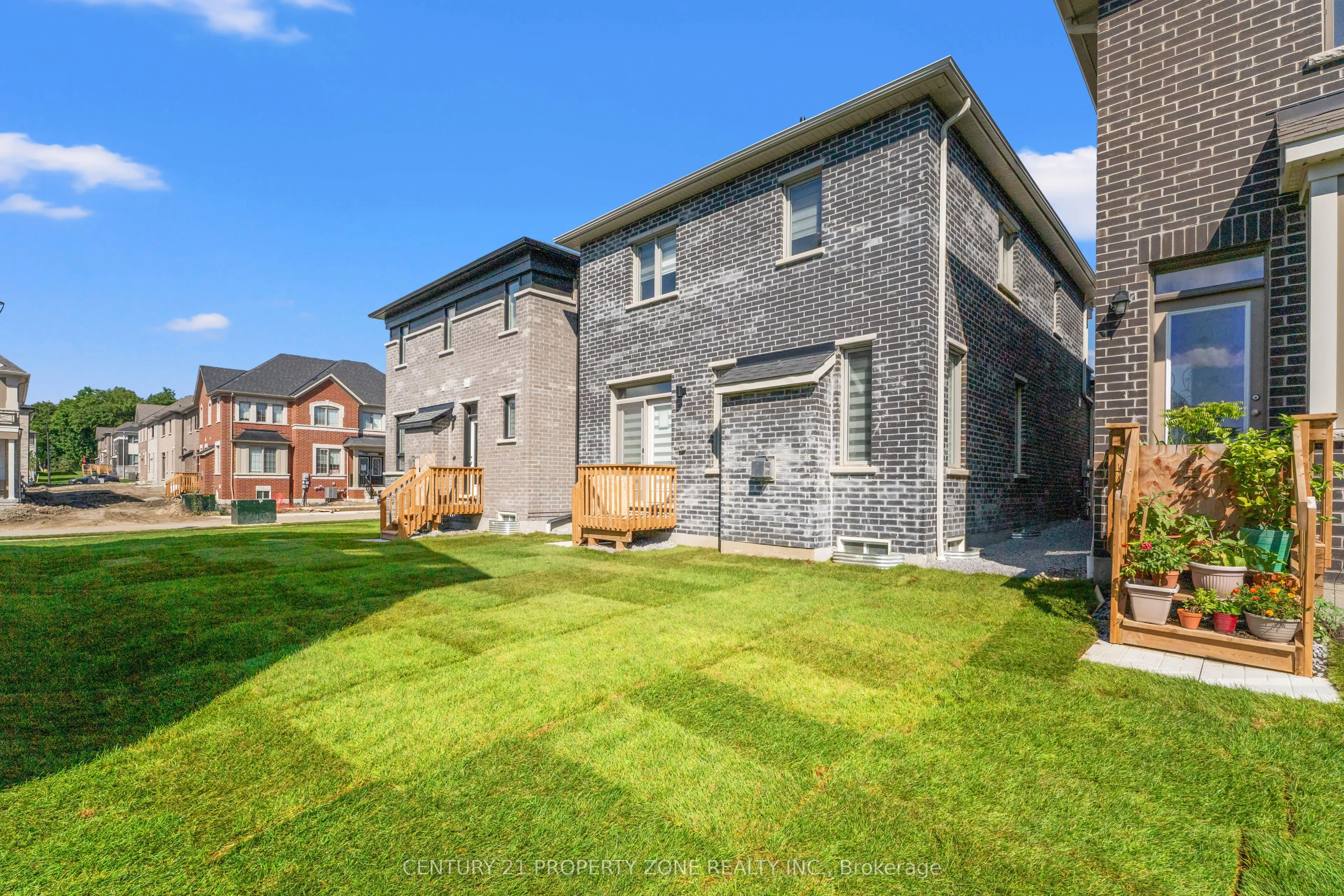 1558 Scarlett Trail