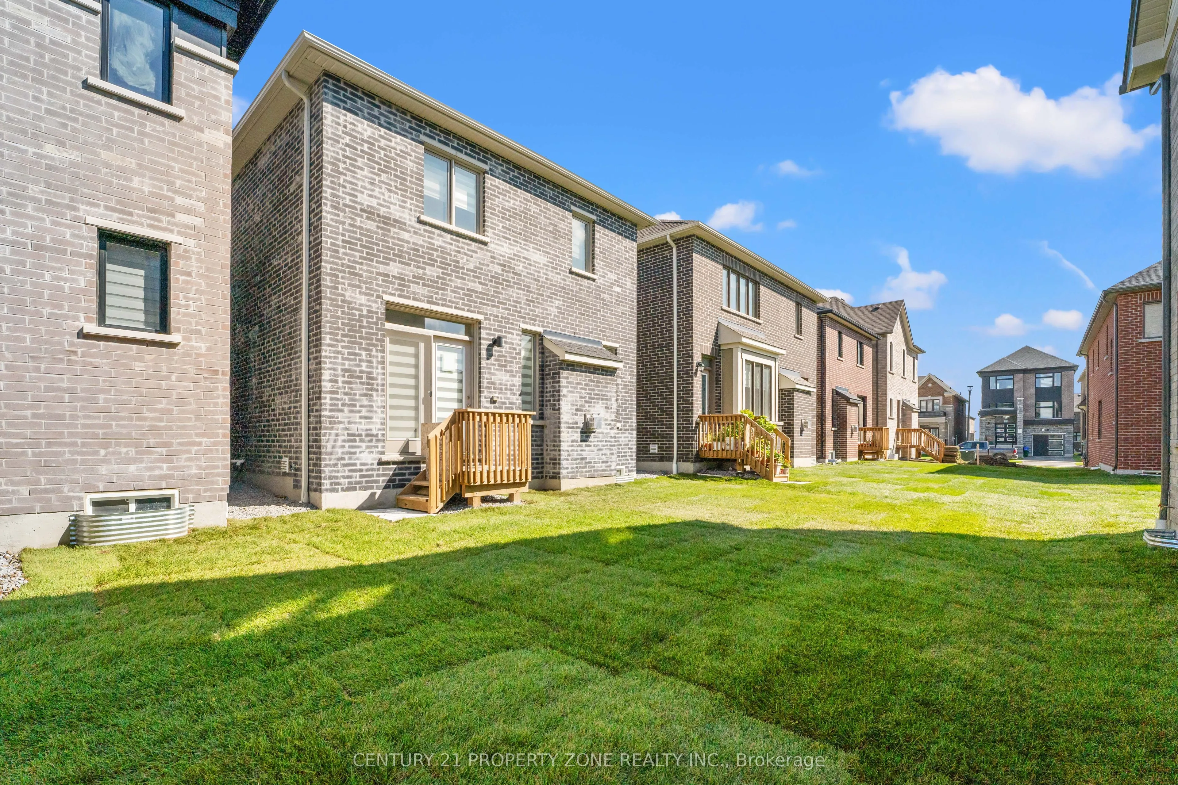 1558 Scarlett Trail