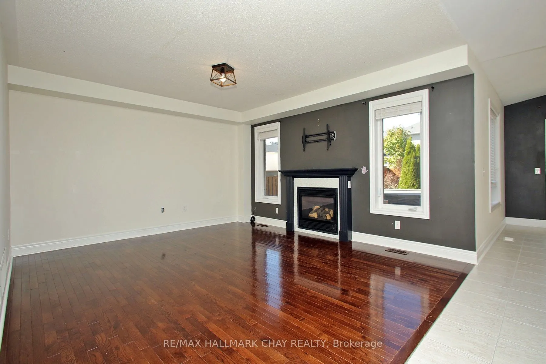 60 Bathgate Crescent