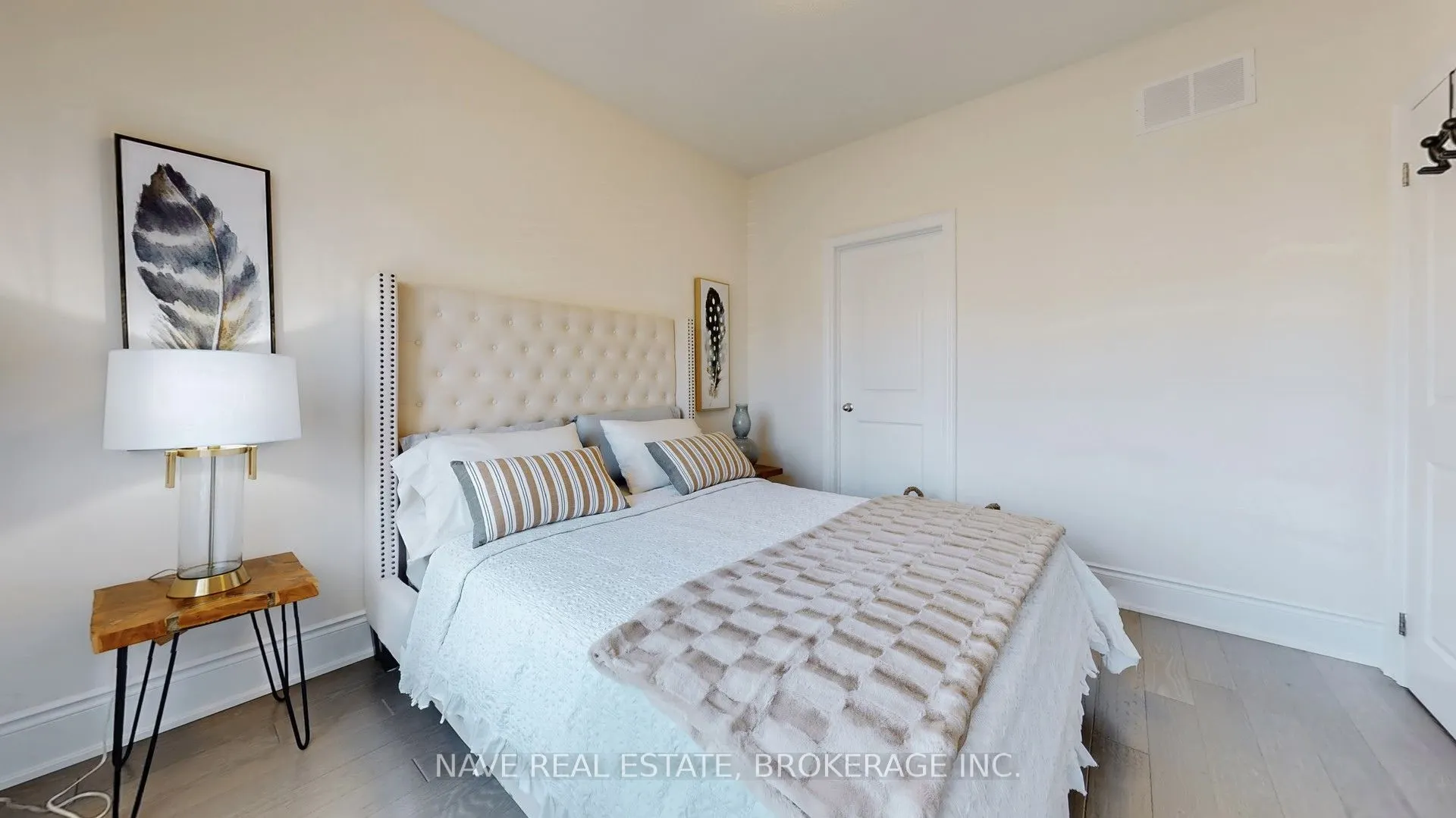 52 Conarty Cres. Crescent