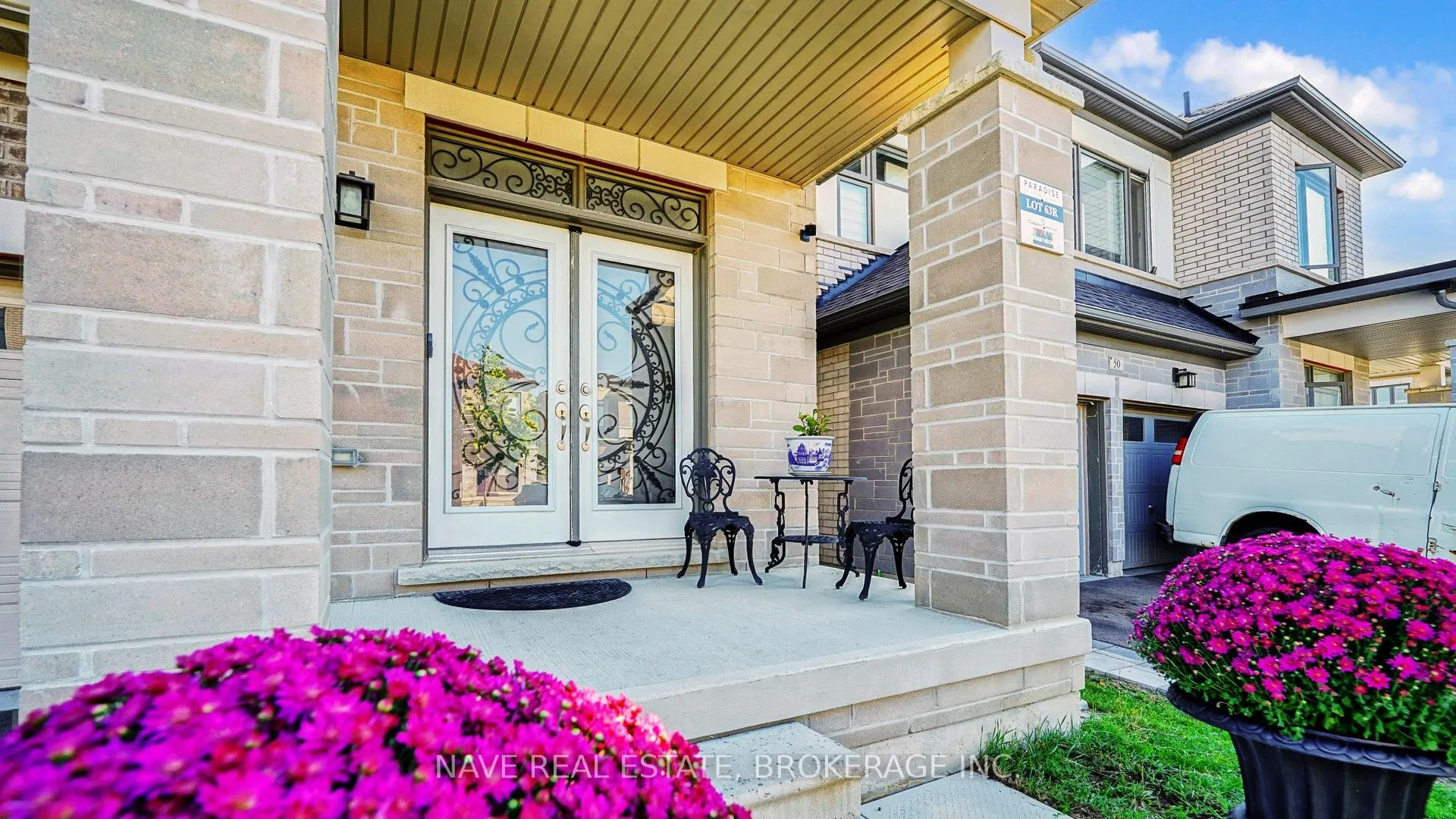 52 Conarty Cres. Crescent