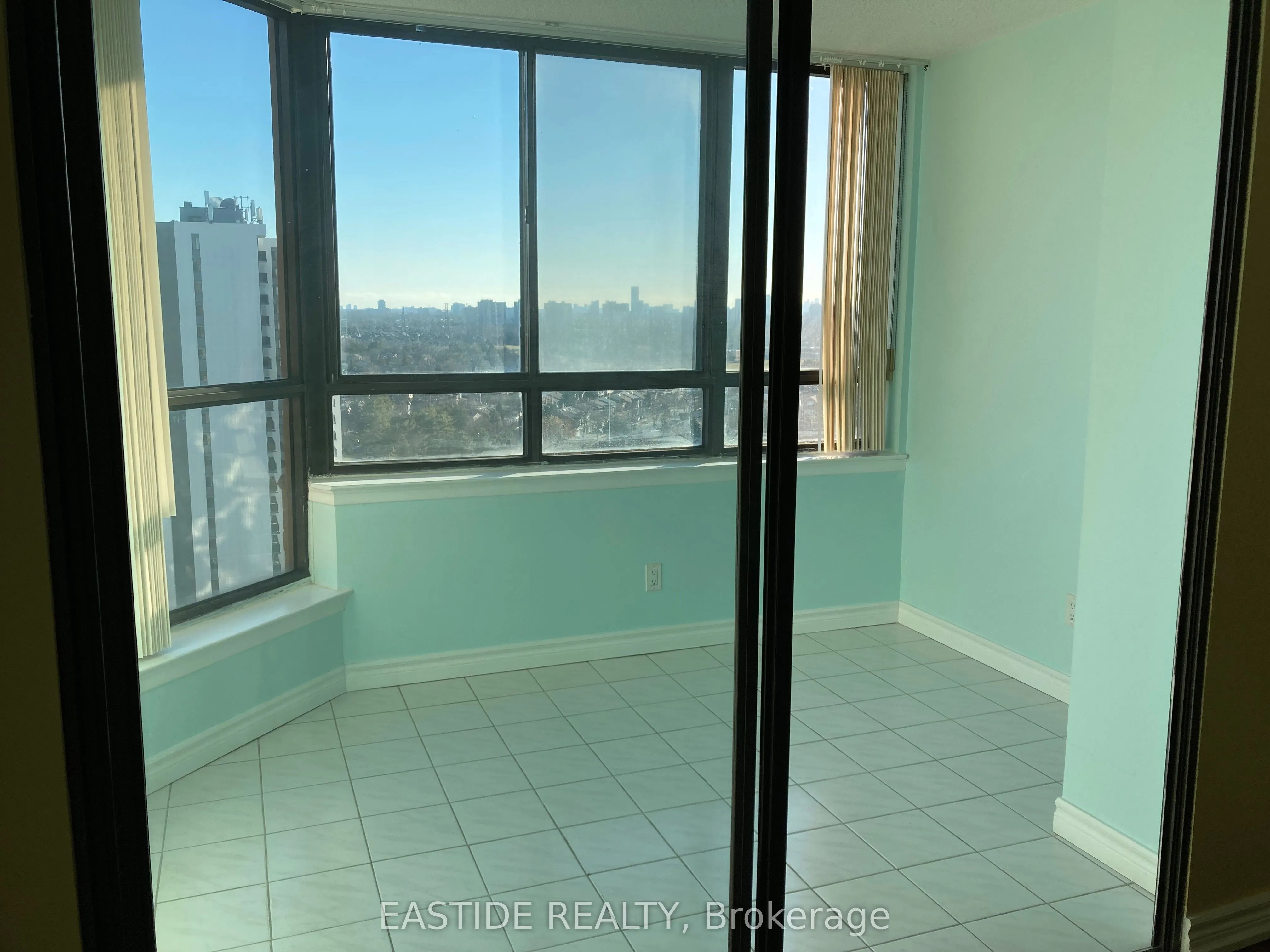 55 Bamburgh Circle, #1806