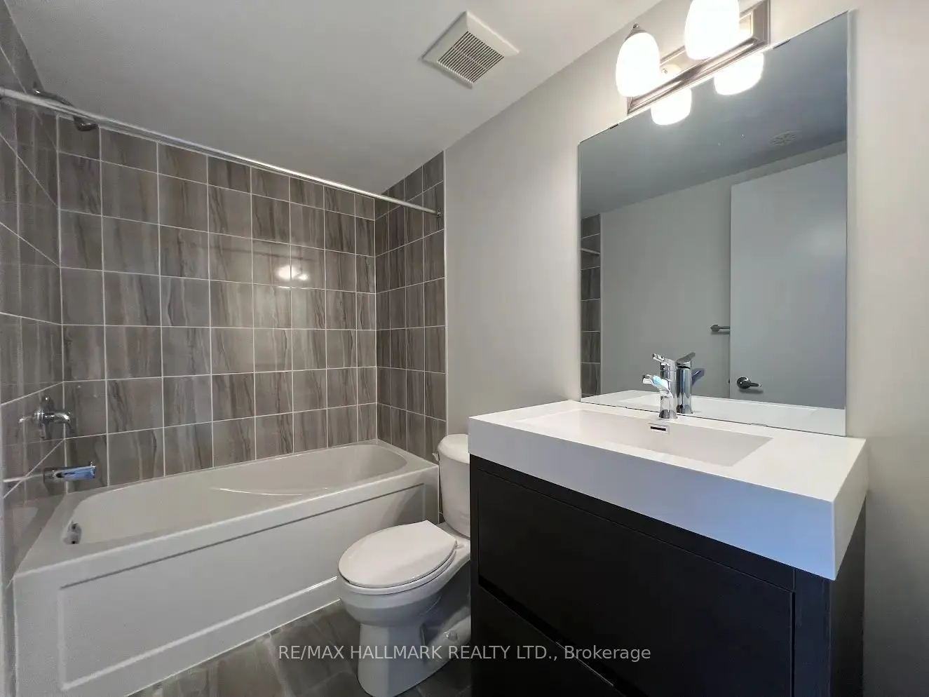 1865 Pickering Parkway S, #101