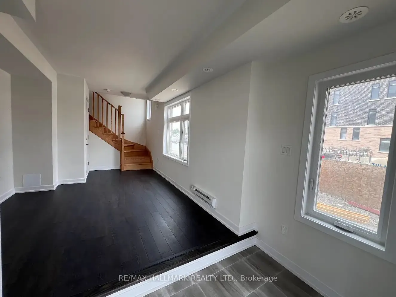 1865 Pickering Parkway S, #101