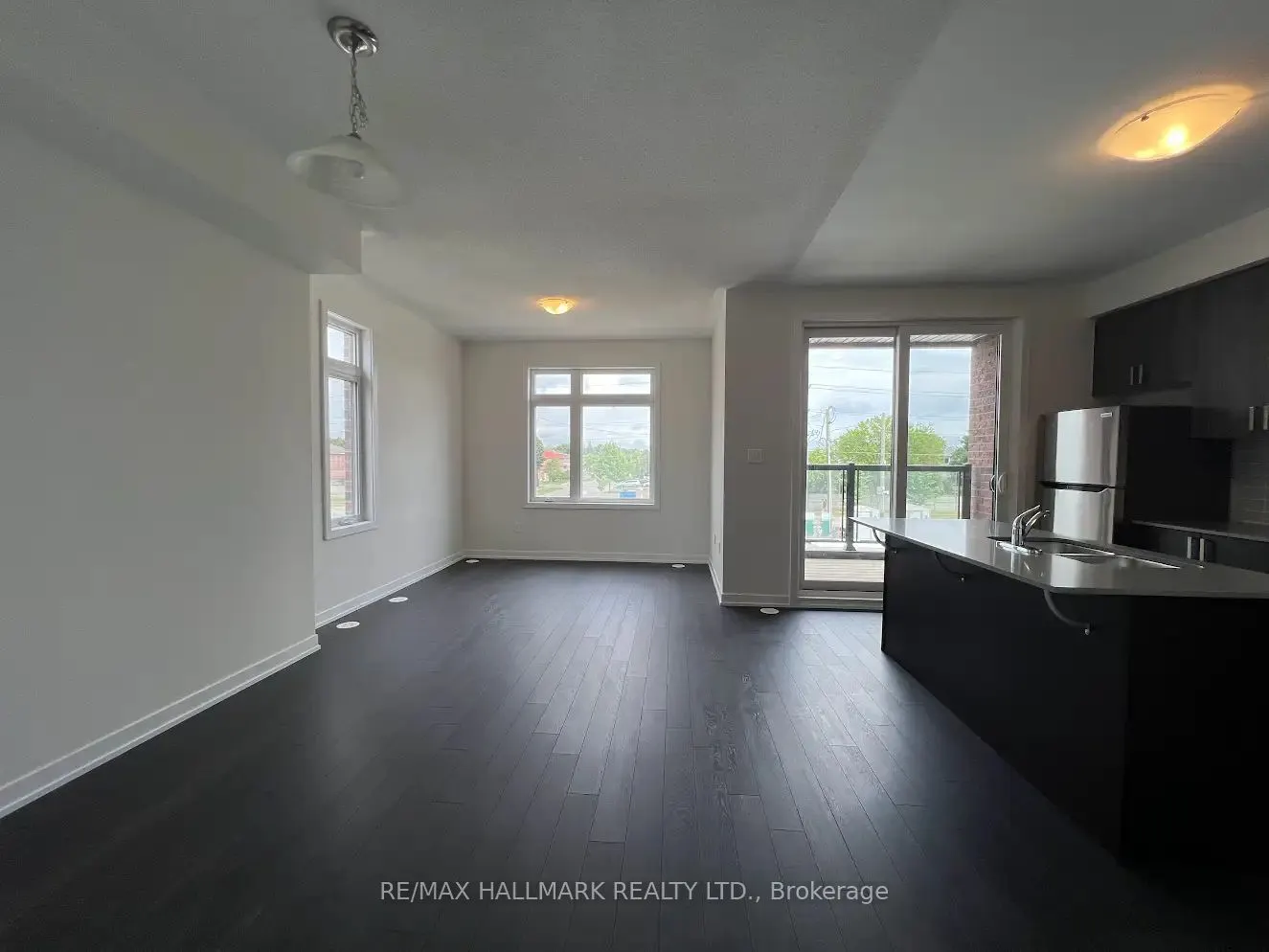 1865 Pickering Parkway S, #101