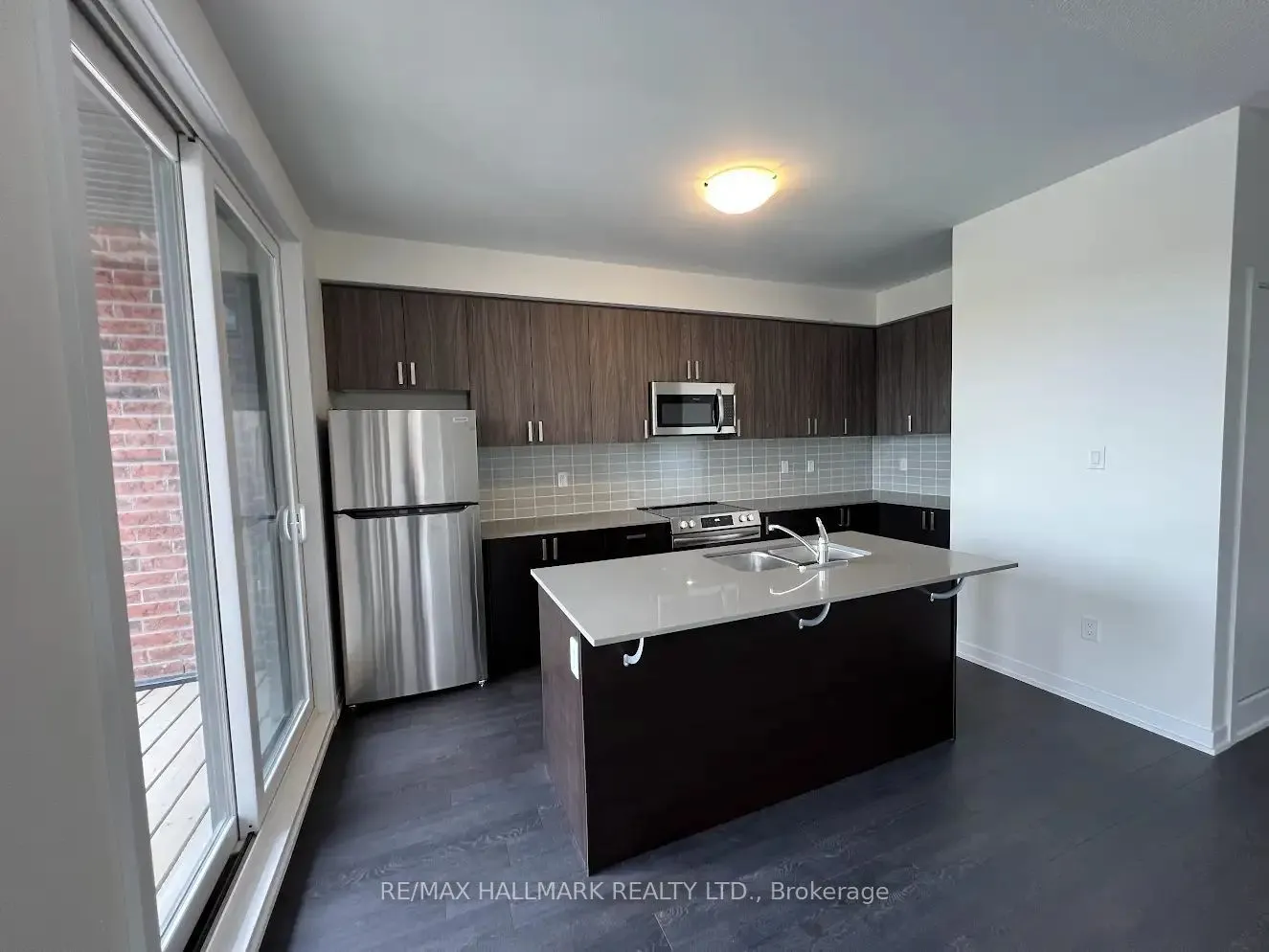 1865 Pickering Parkway S, #101