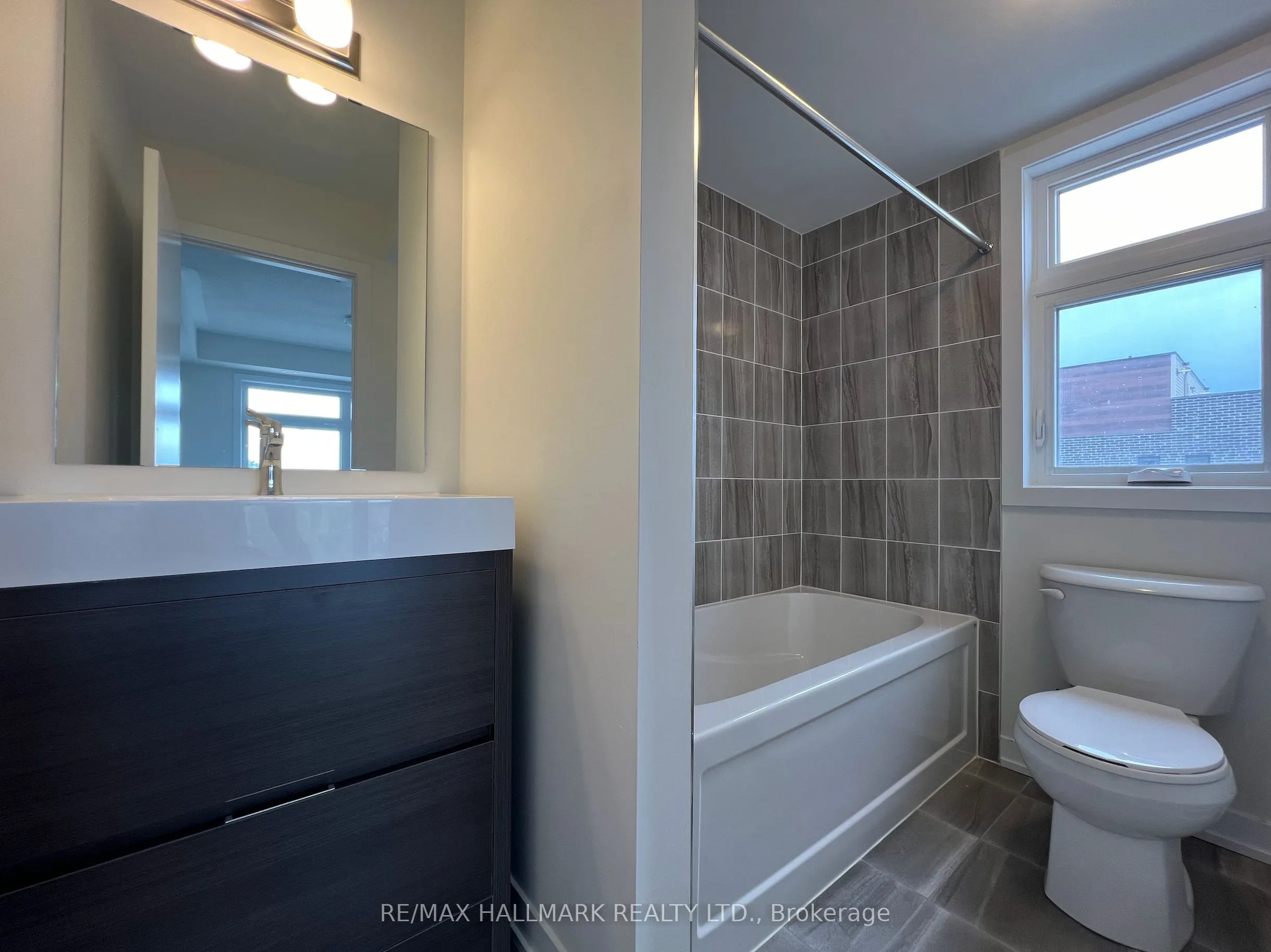 1865 Pickering Parkway S, #101