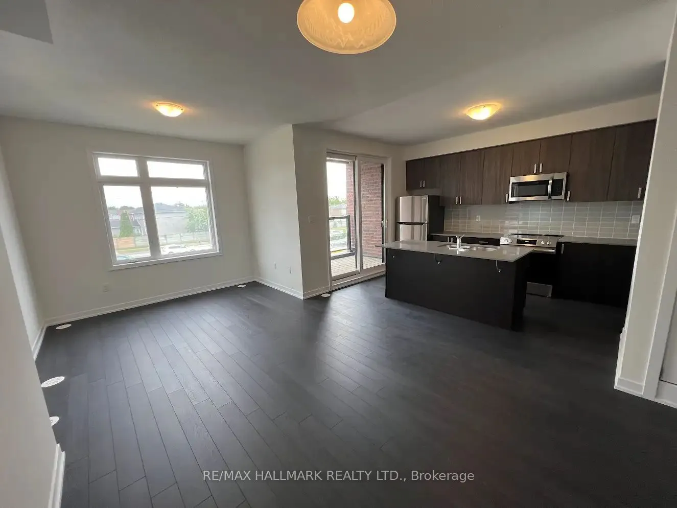 1865 Pickering Parkway S, #101