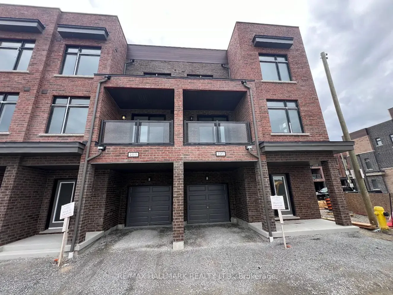 1865 Pickering Parkway S, #101