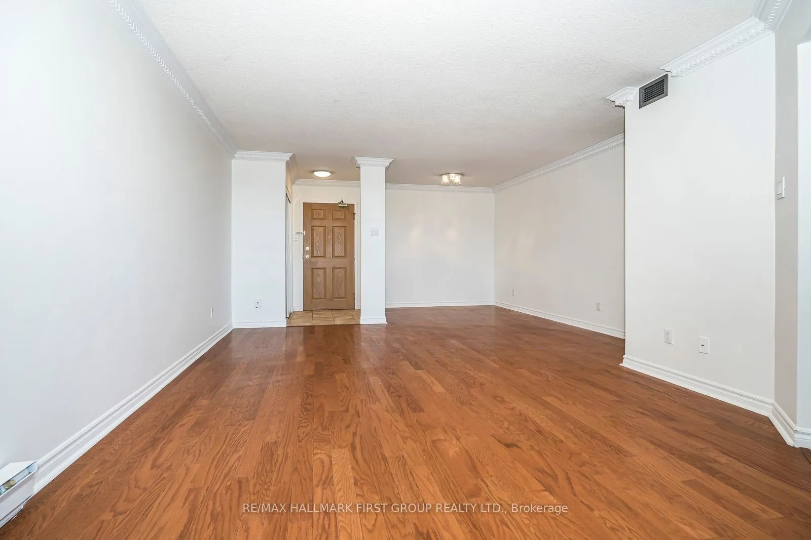 2 Westney Road N Road, #305