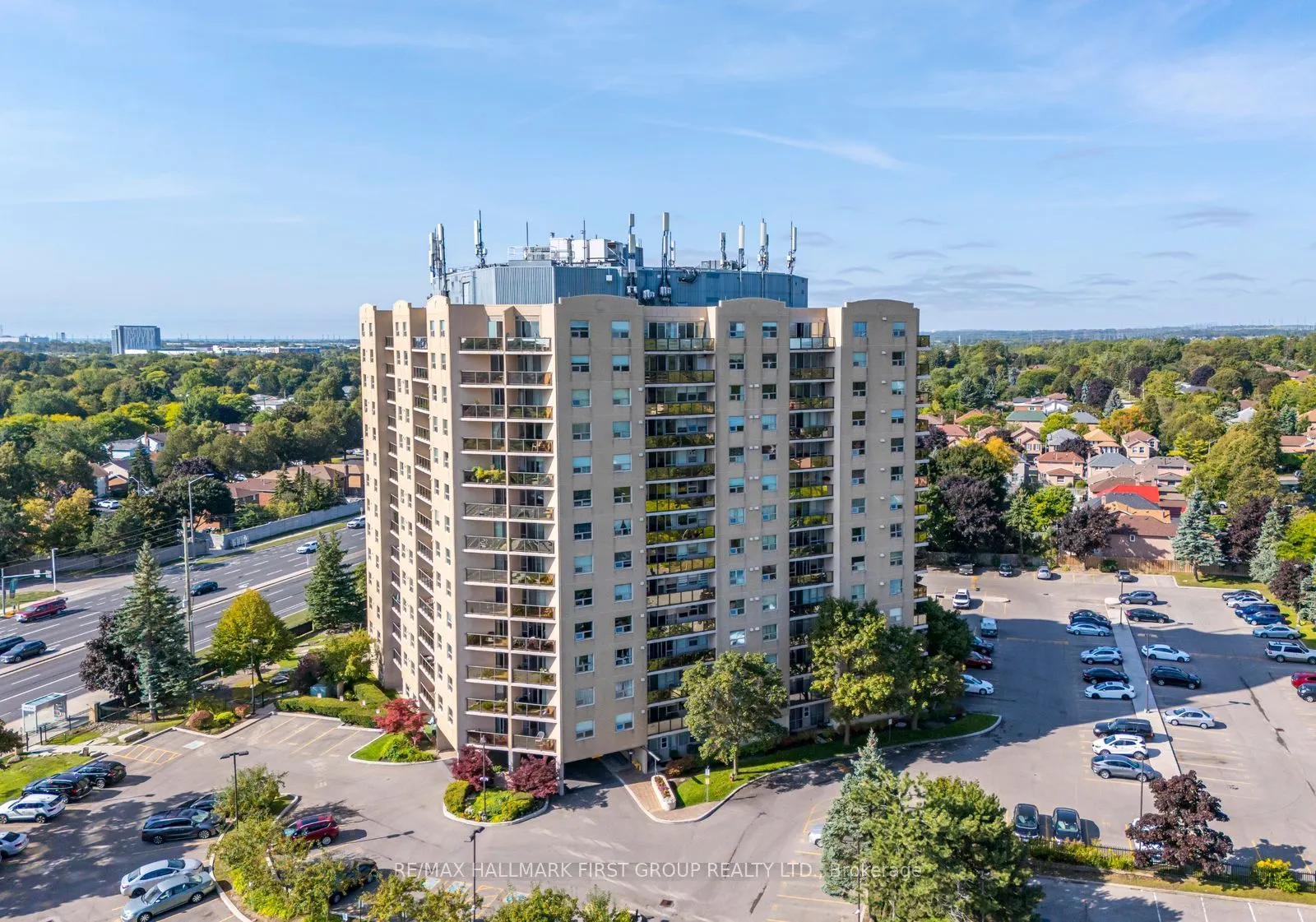 2 Westney Road N Road, #305
