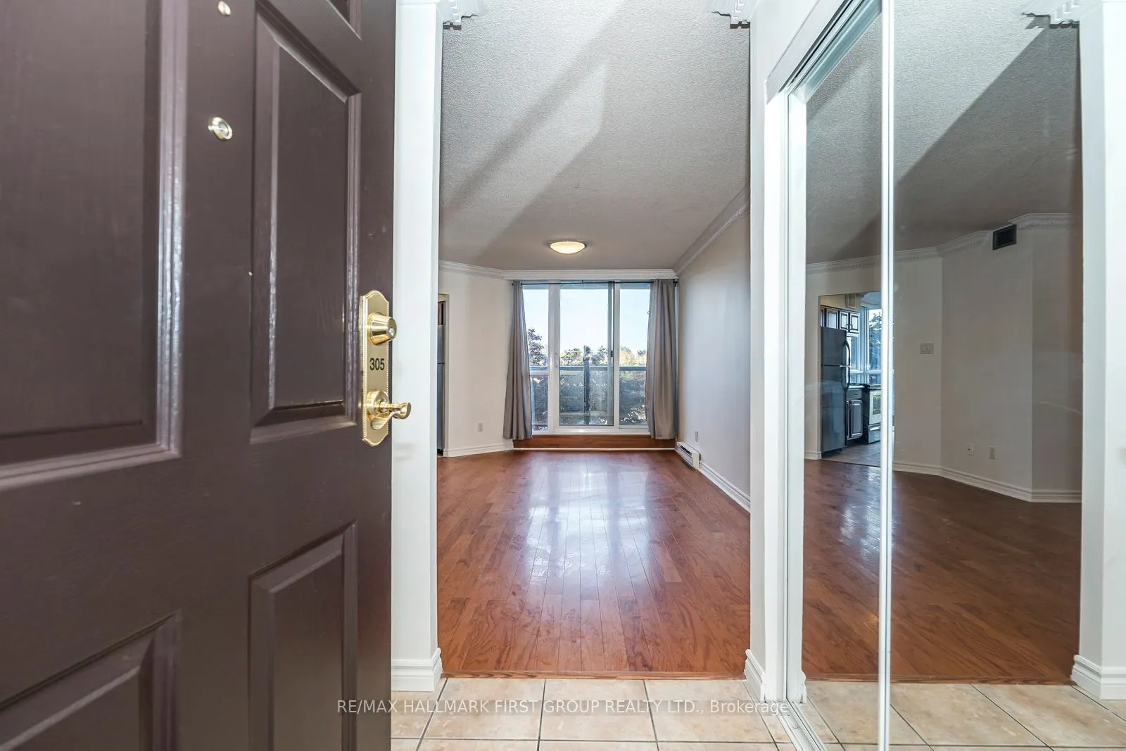 2 Westney Road N Road, #305