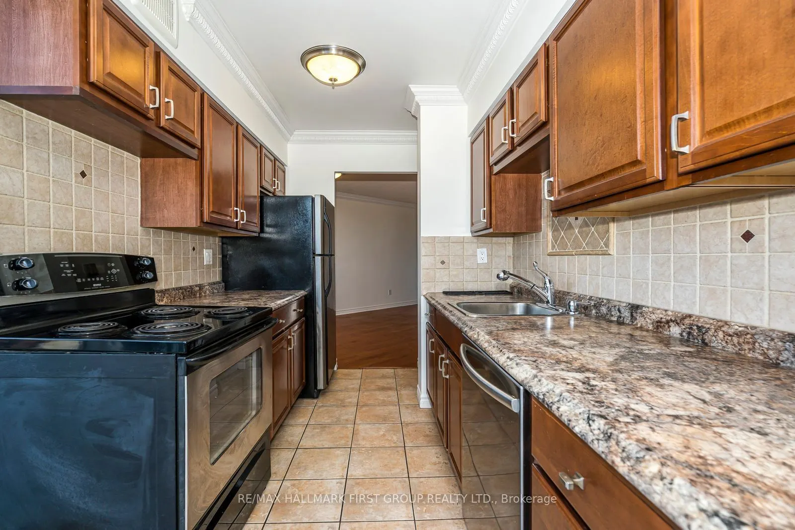 2 Westney Road N Road, #305