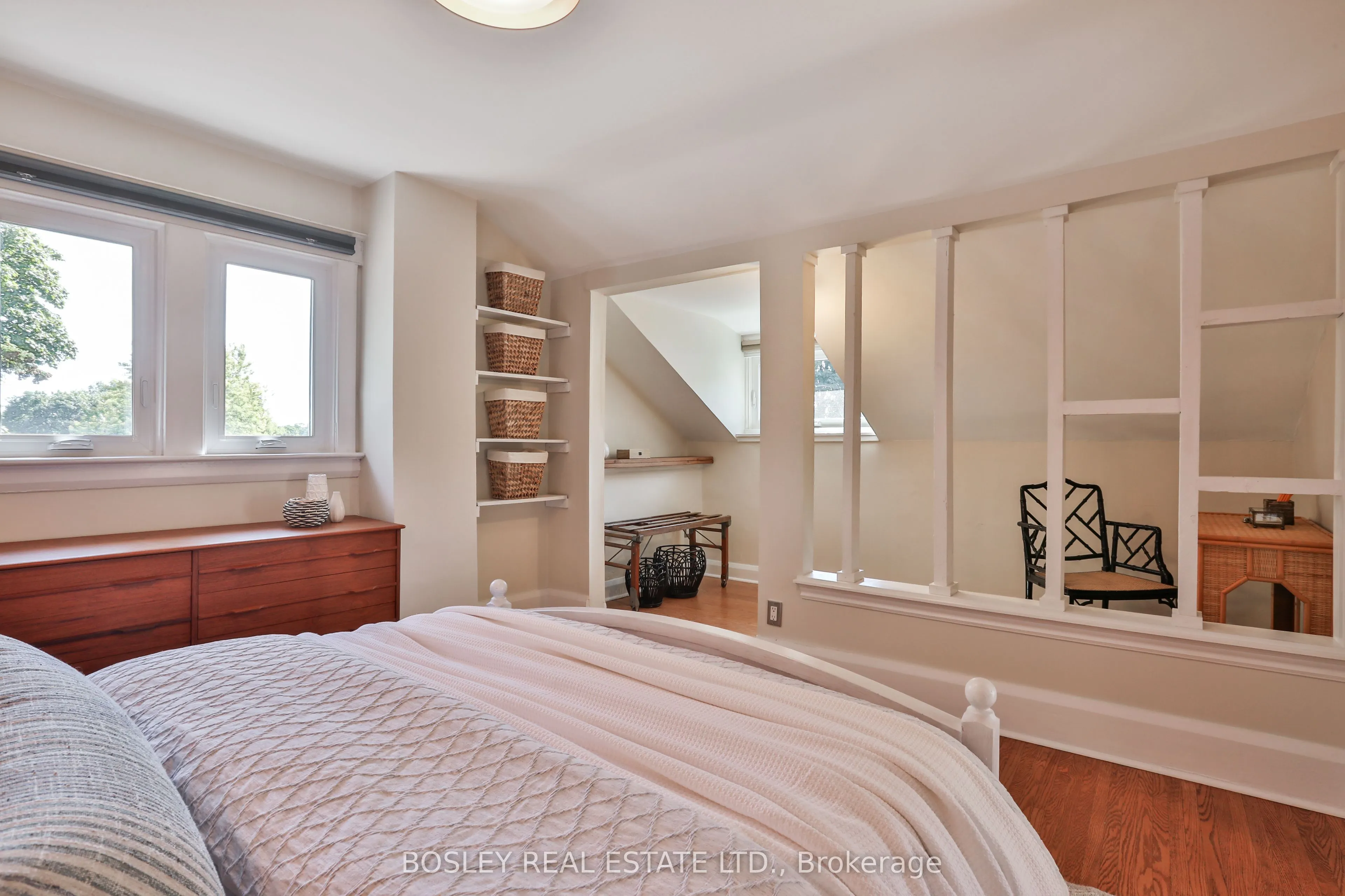 14 Beach View Crescent
