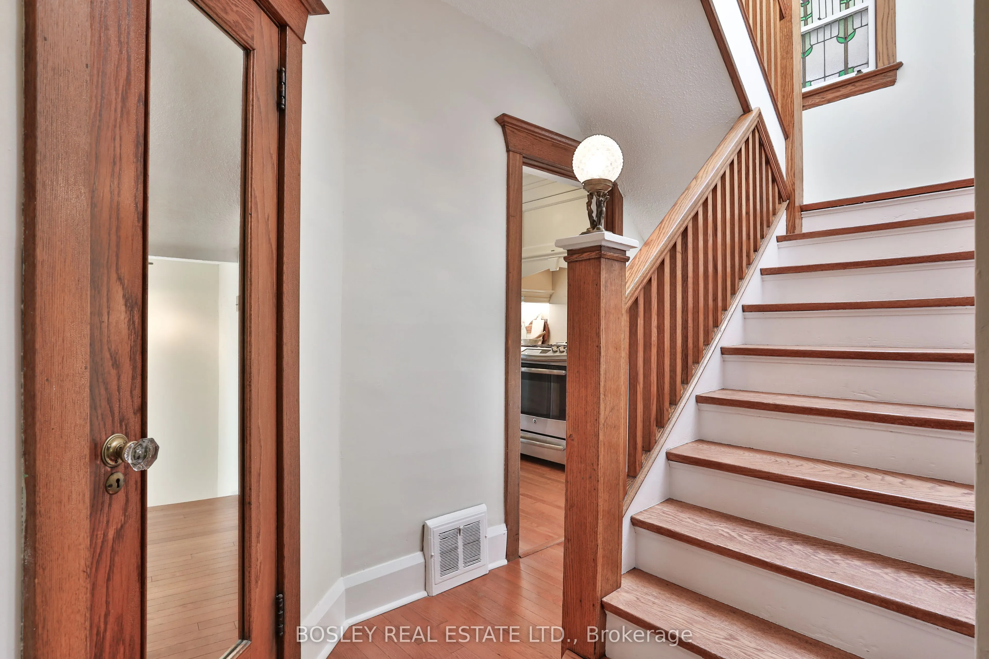 14 Beach View Crescent
