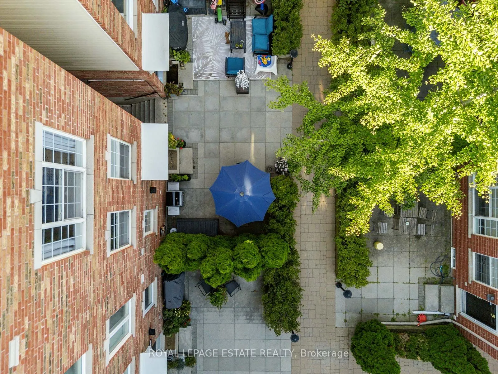 20 Fairhead Mews