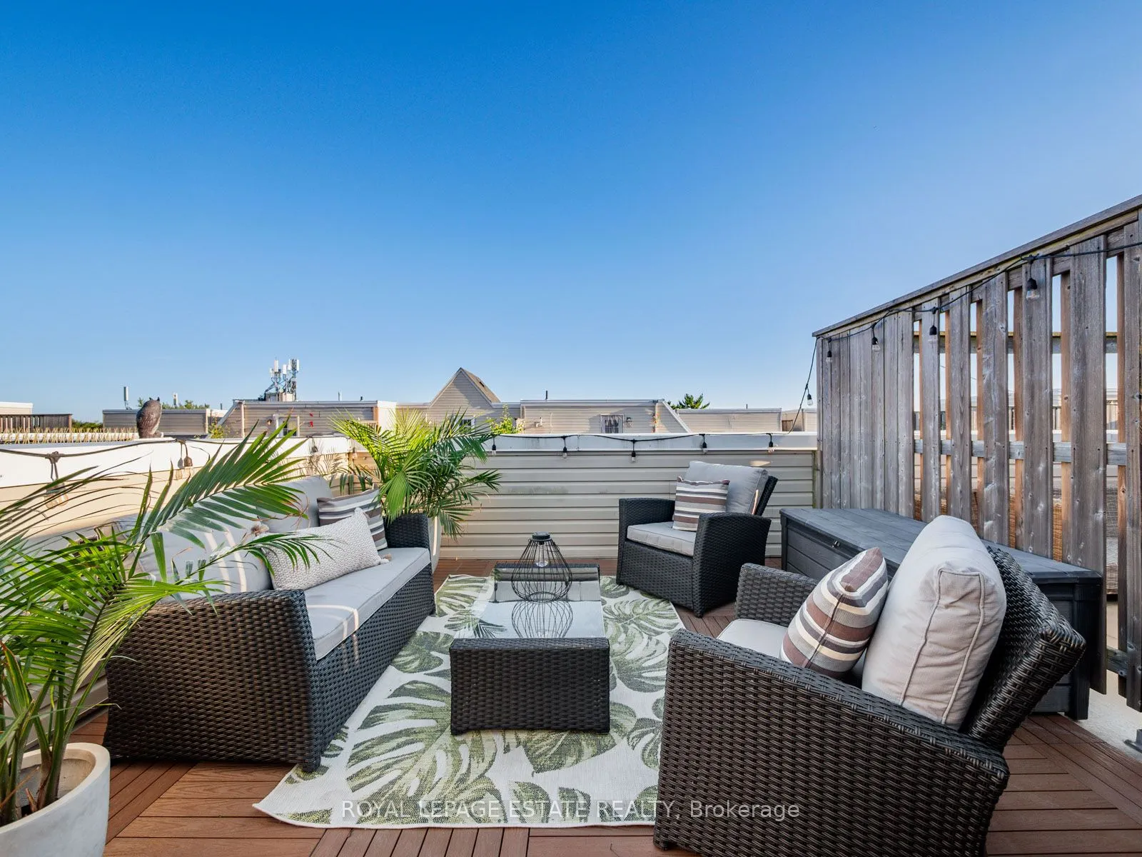 20 Fairhead Mews