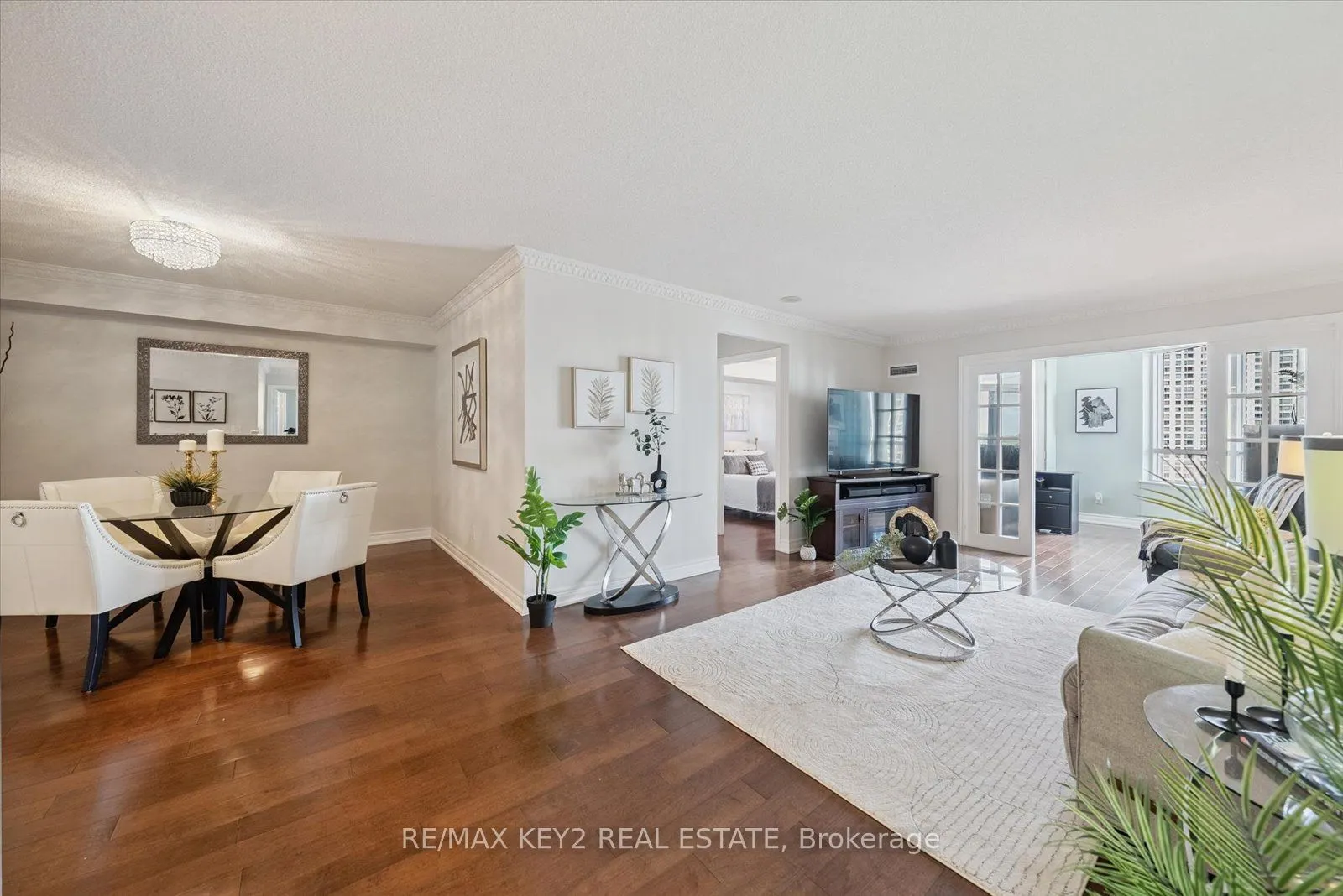138 Bonis Avenue, #1116