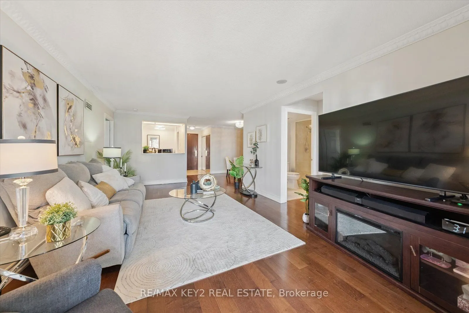 138 Bonis Avenue, #1116