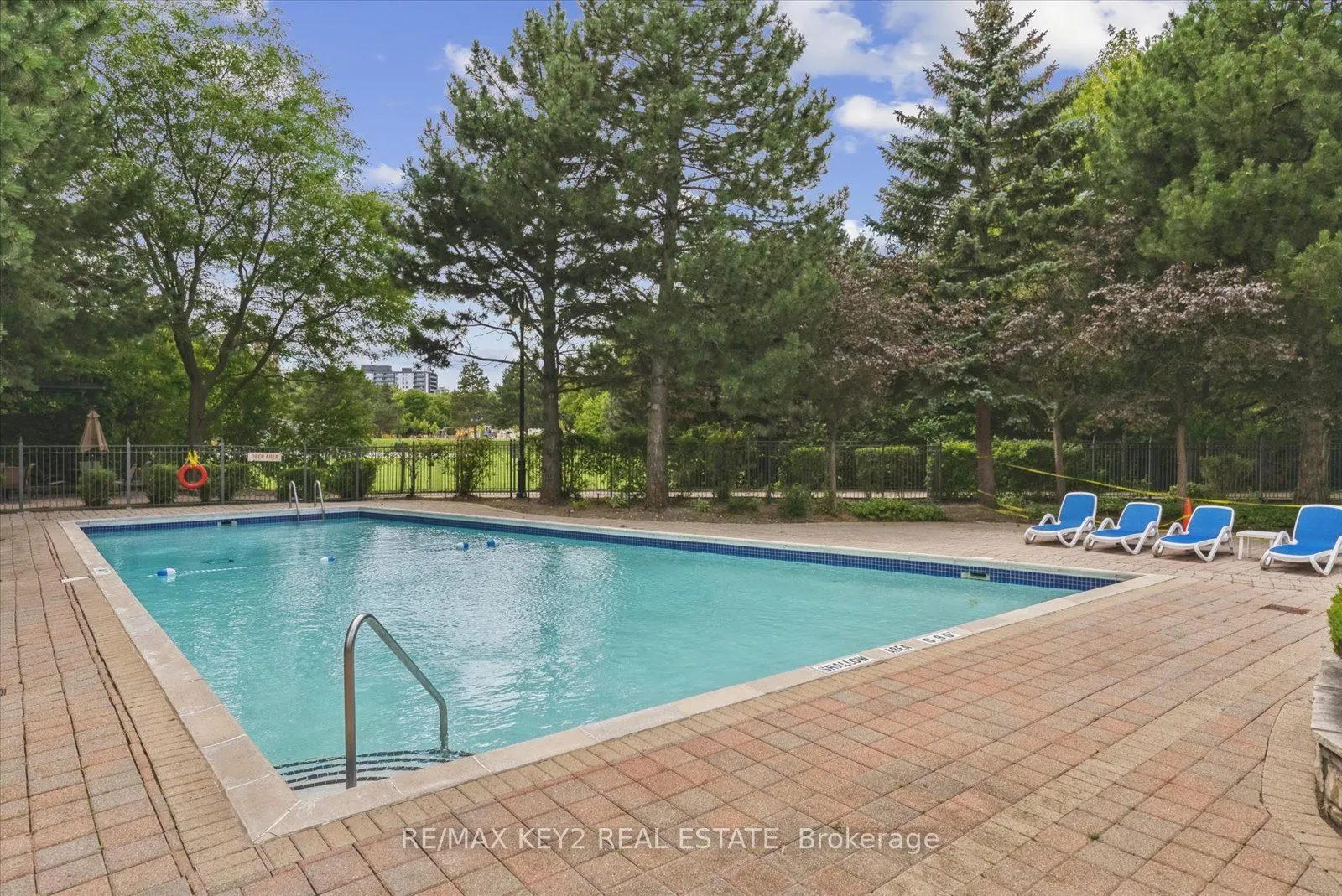 138 Bonis Avenue, #1116