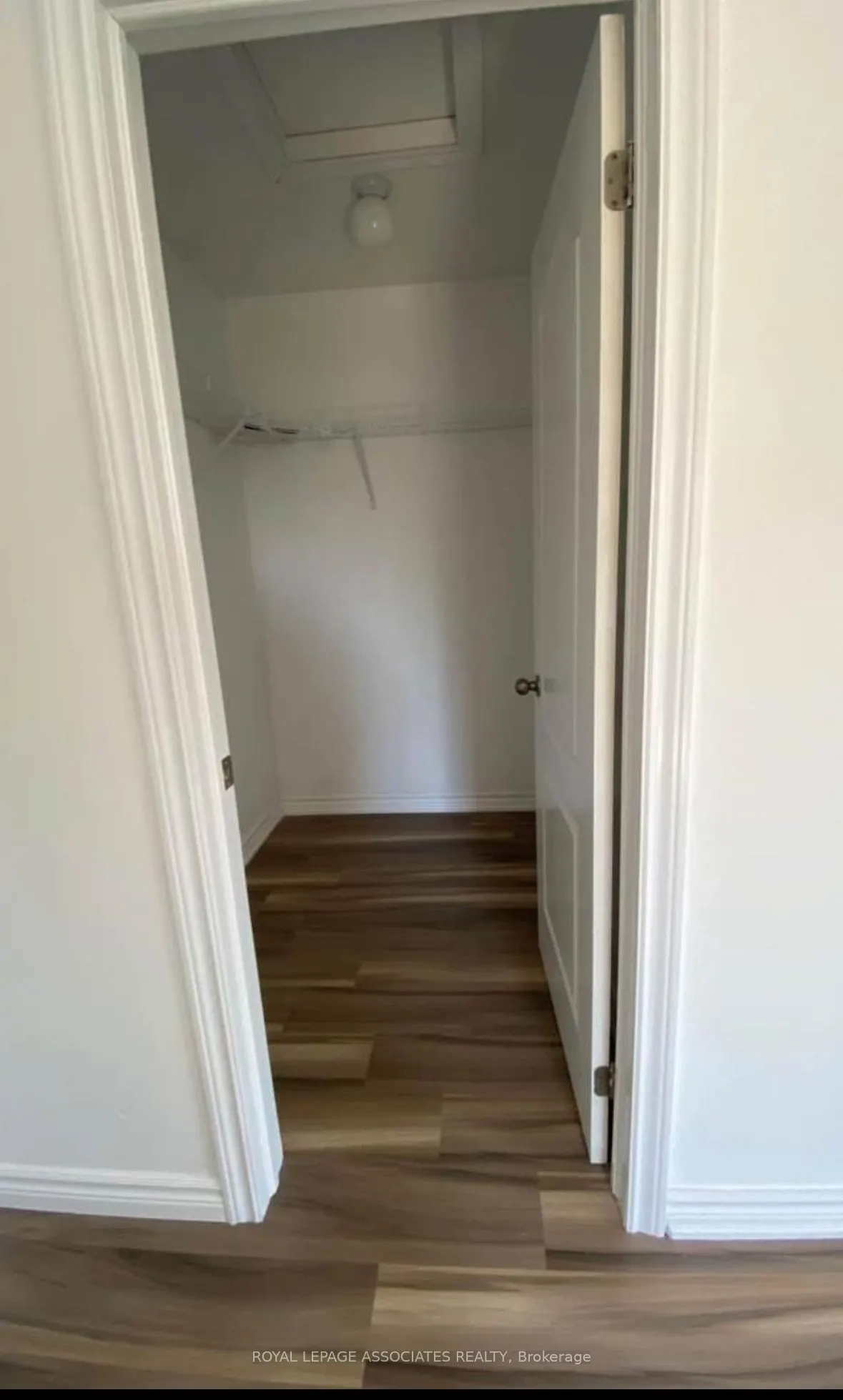 33 Keenlyside Lane